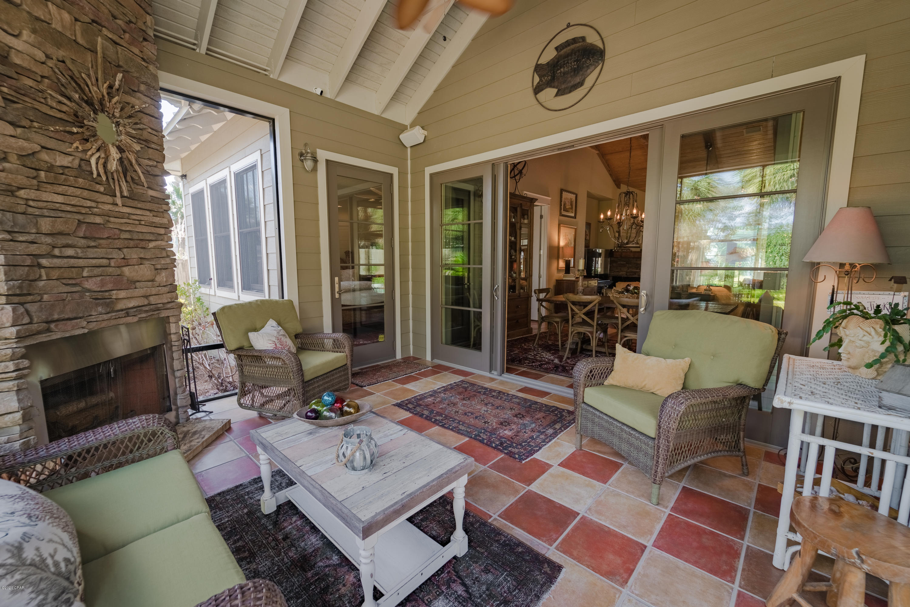 Santa Monica Beach - Residential