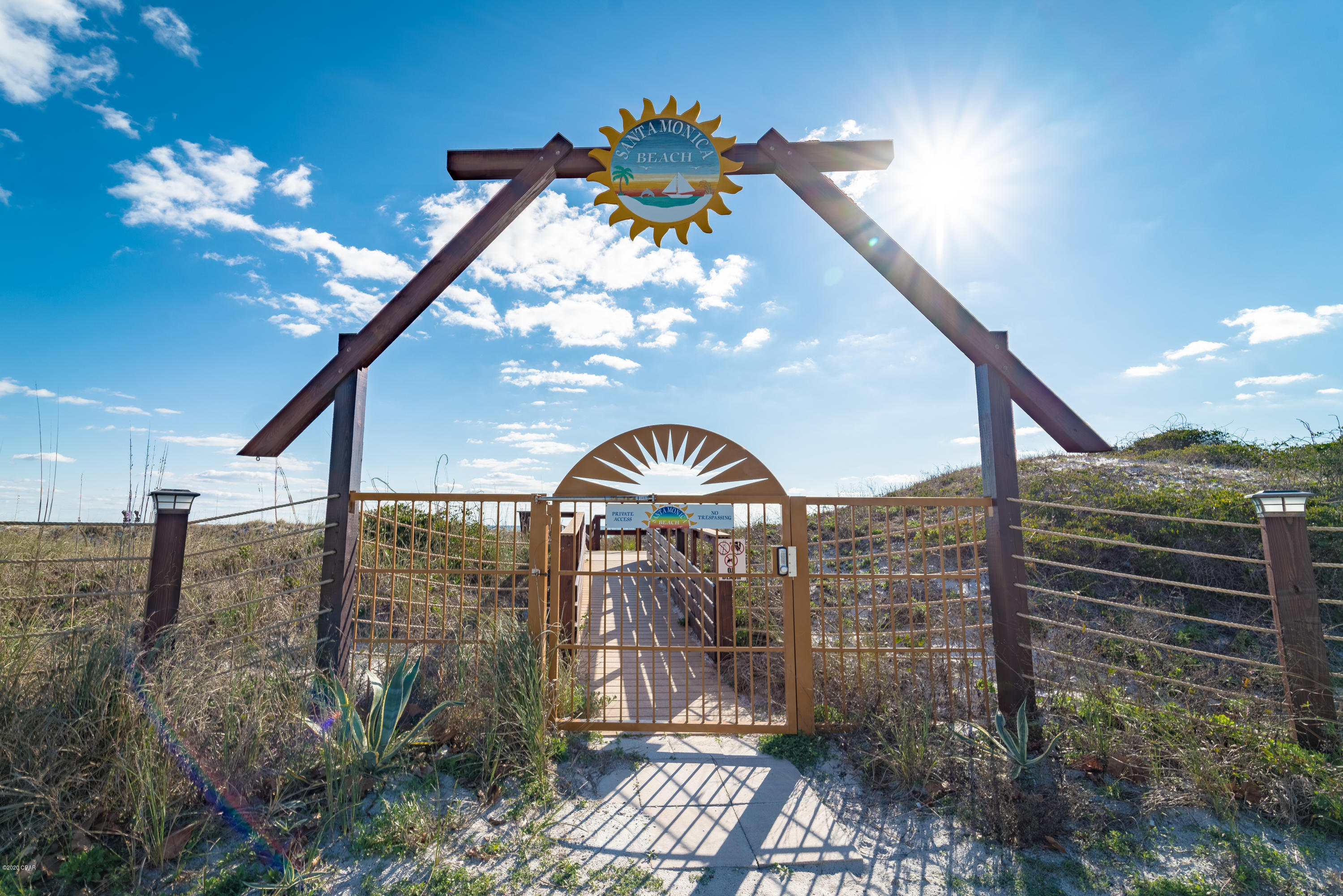 Santa Monica Beach - Residential