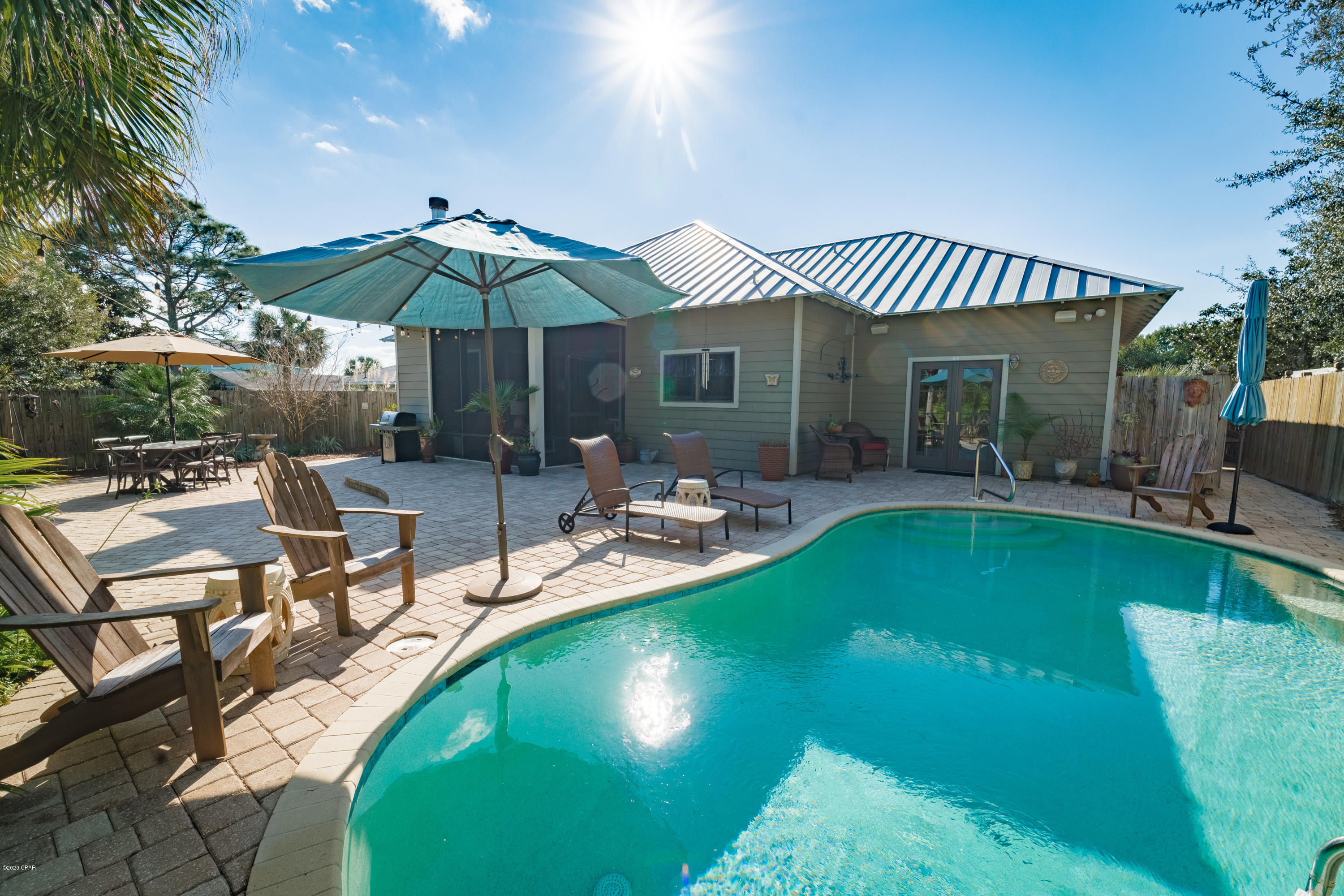 Santa Monica Beach - Residential