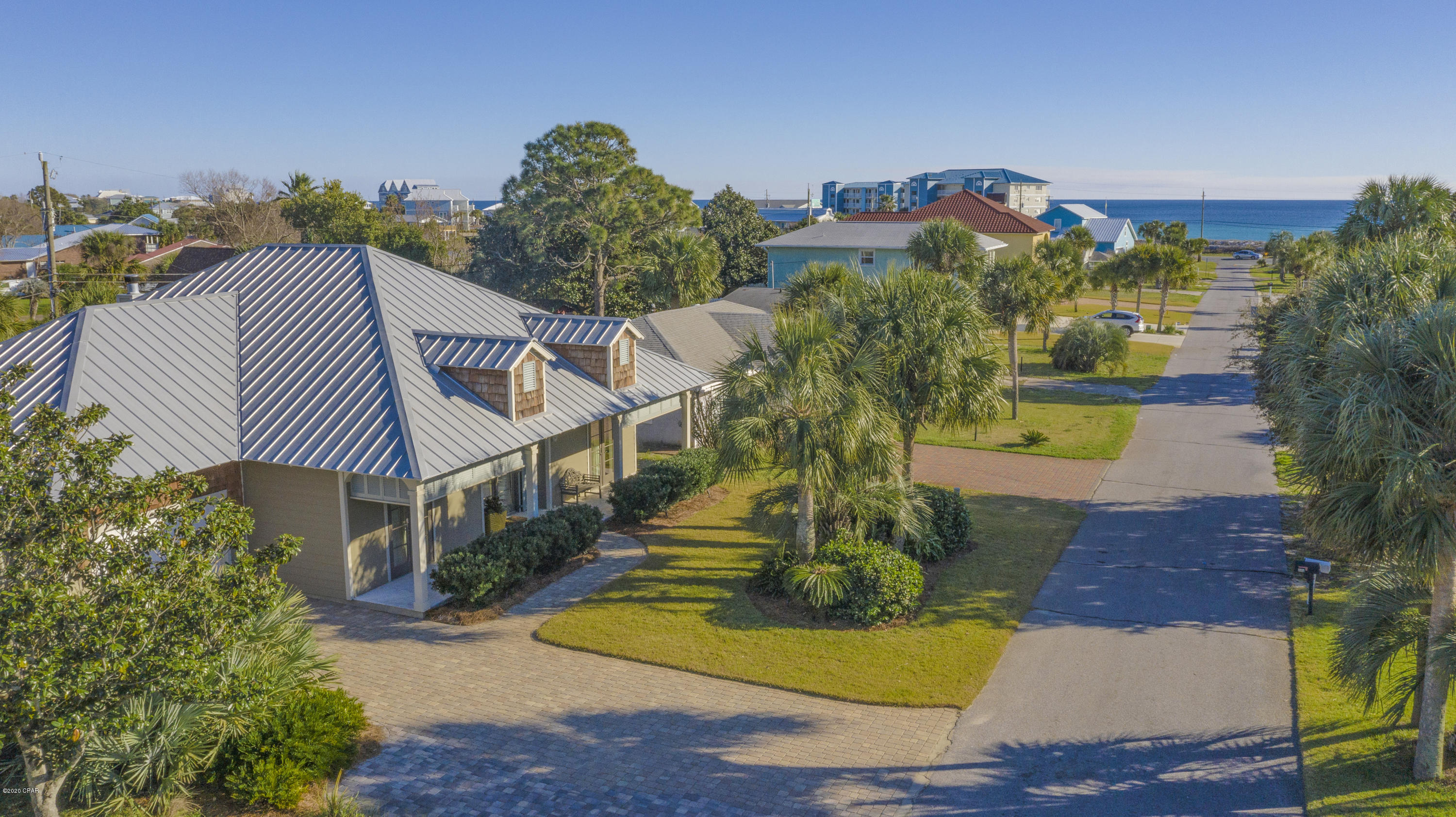 Santa Monica Beach - Residential