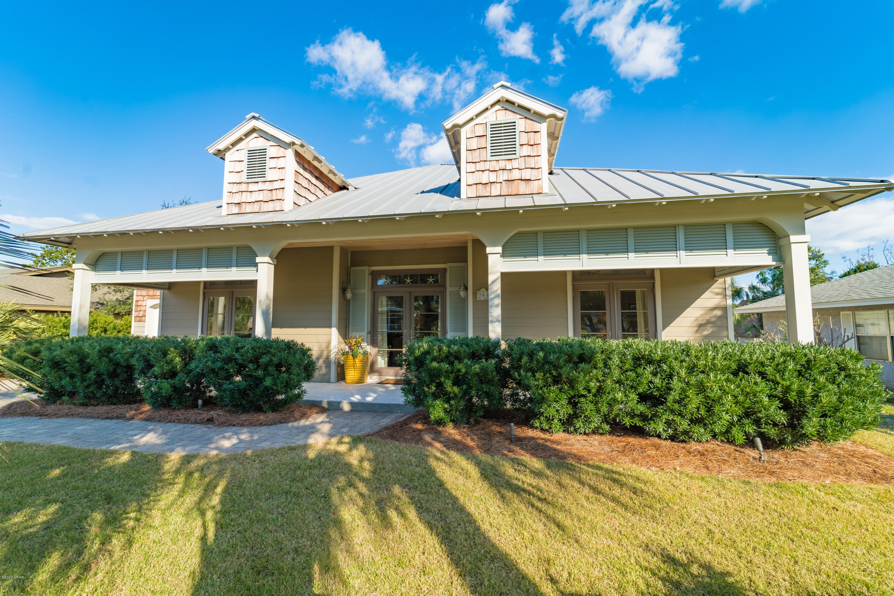 Santa Monica Beach - Residential