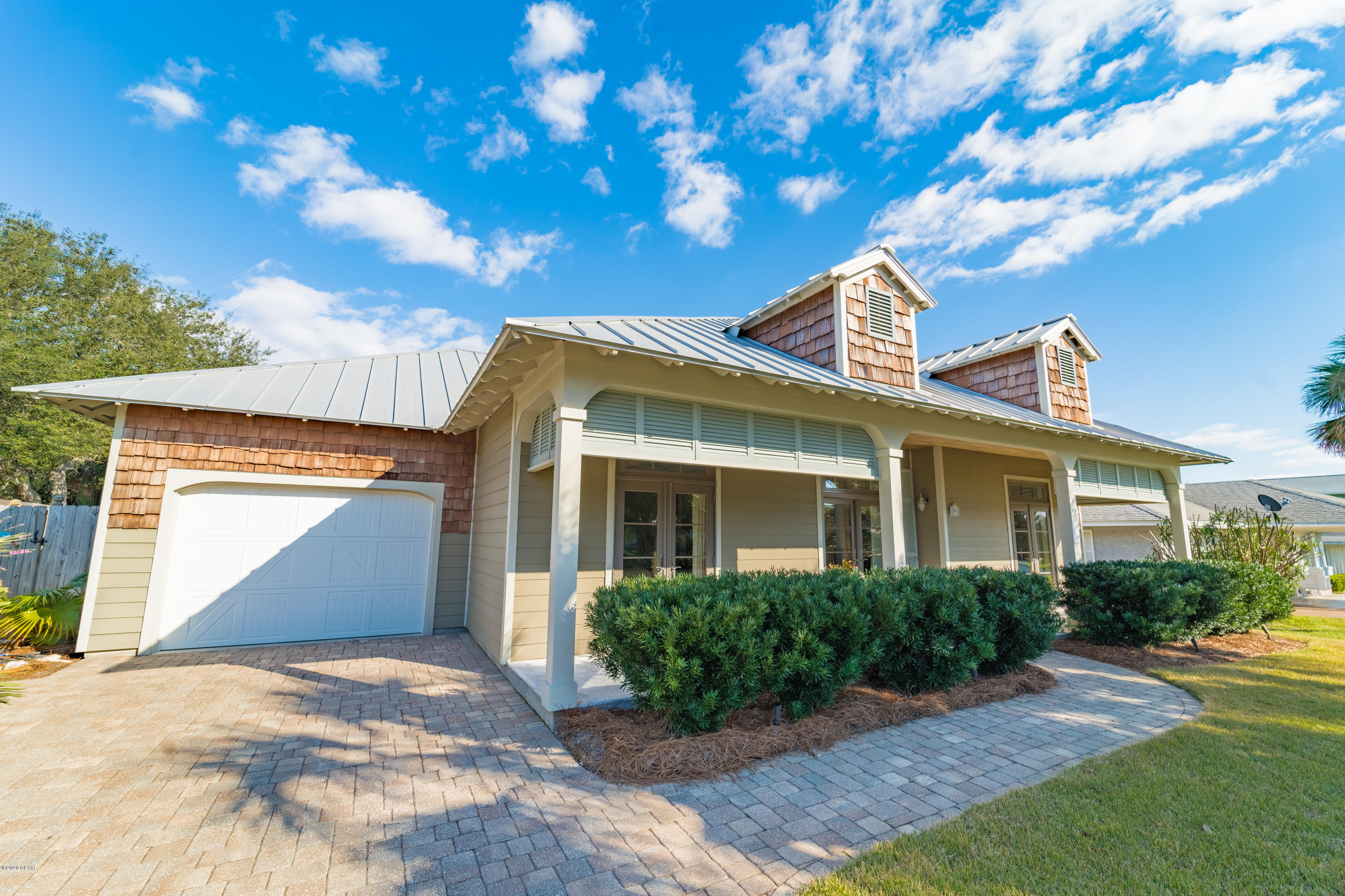 Santa Monica Beach - Residential