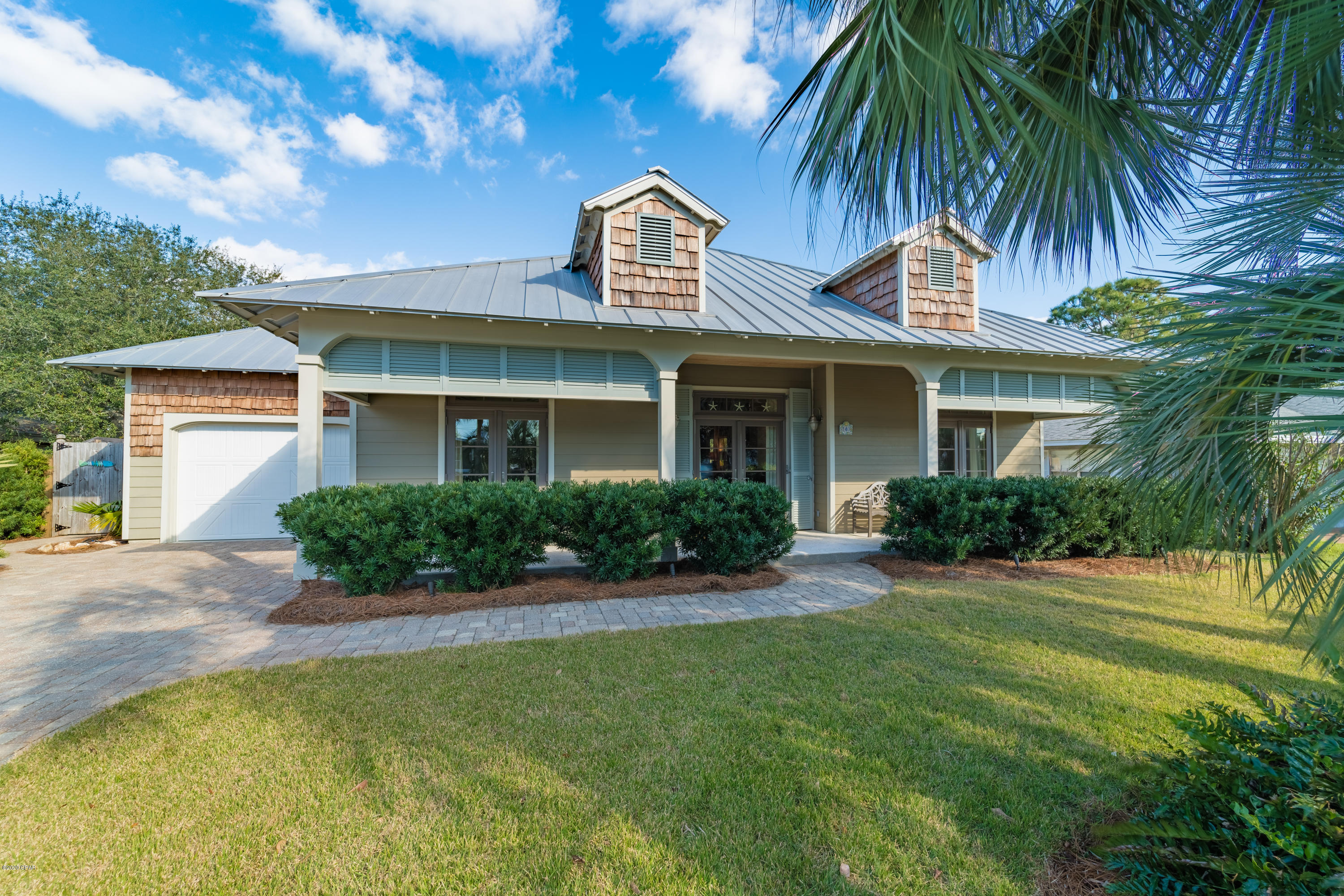 Santa Monica Beach - Residential