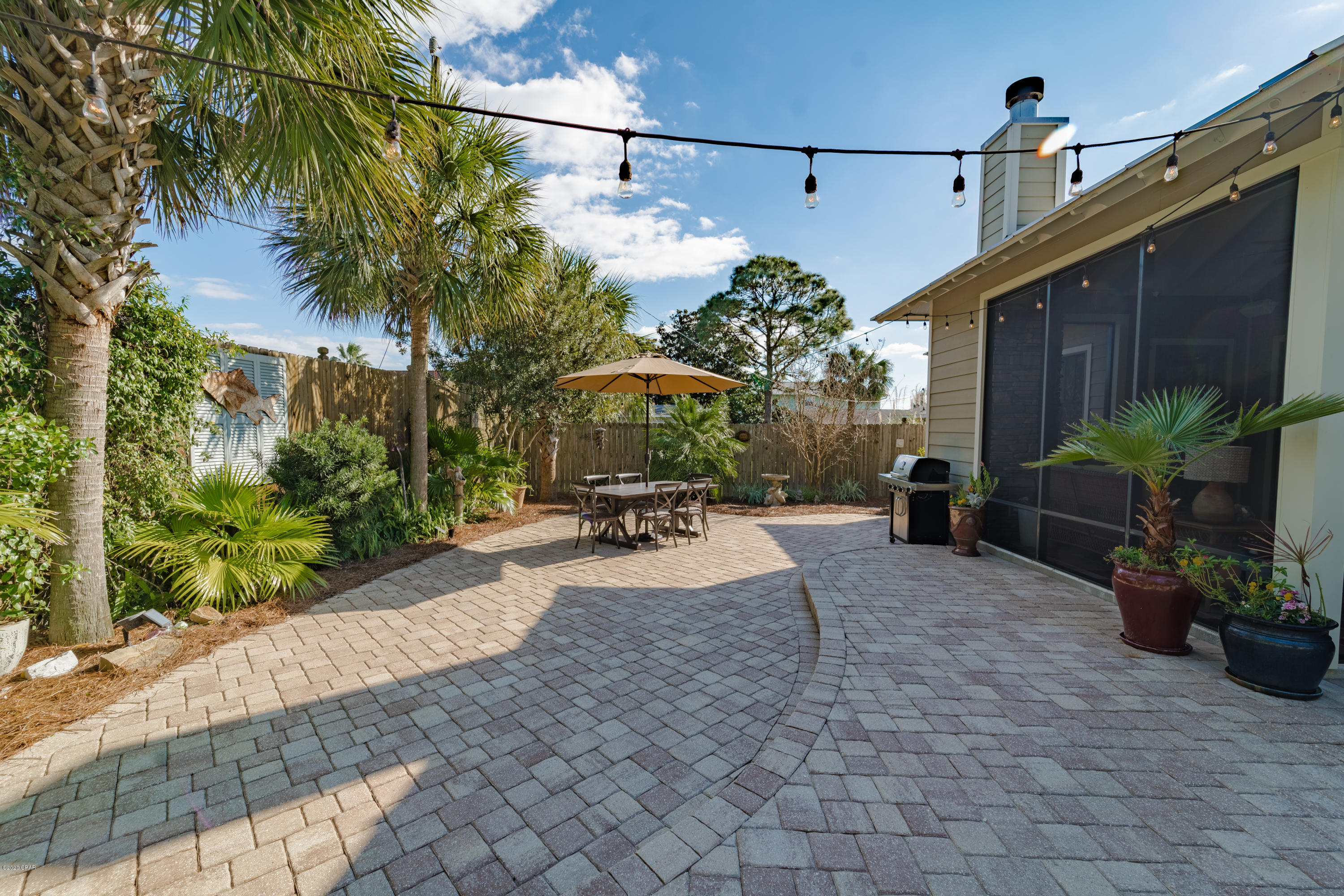 Santa Monica Beach - Residential