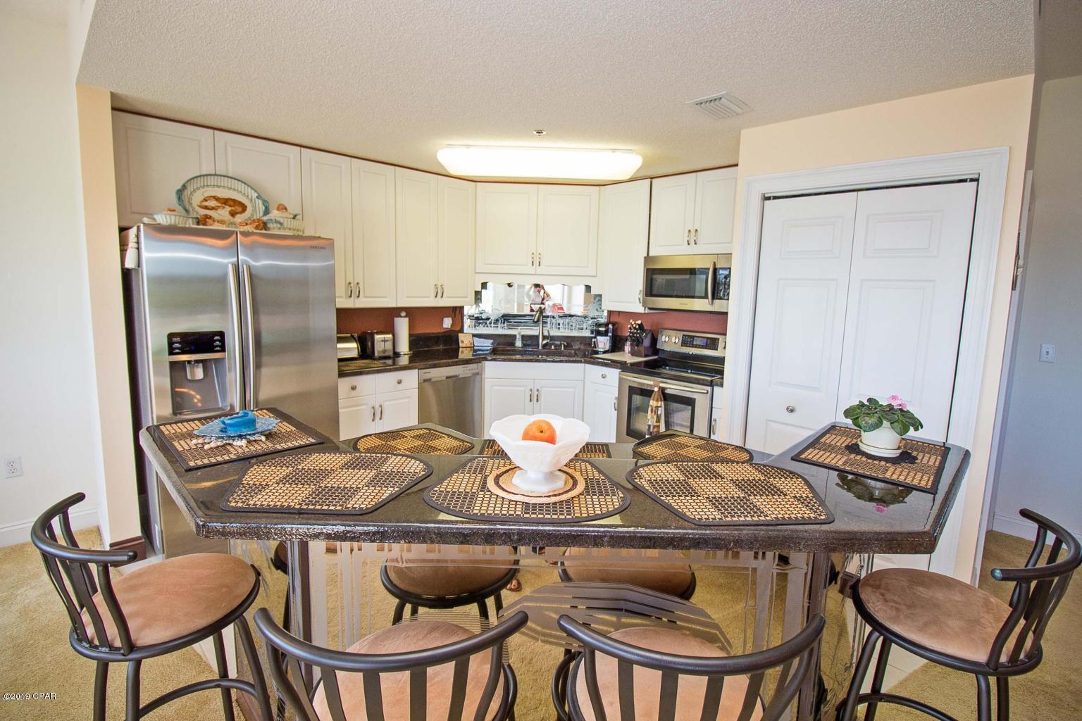 Marina Bay Condo - Residential