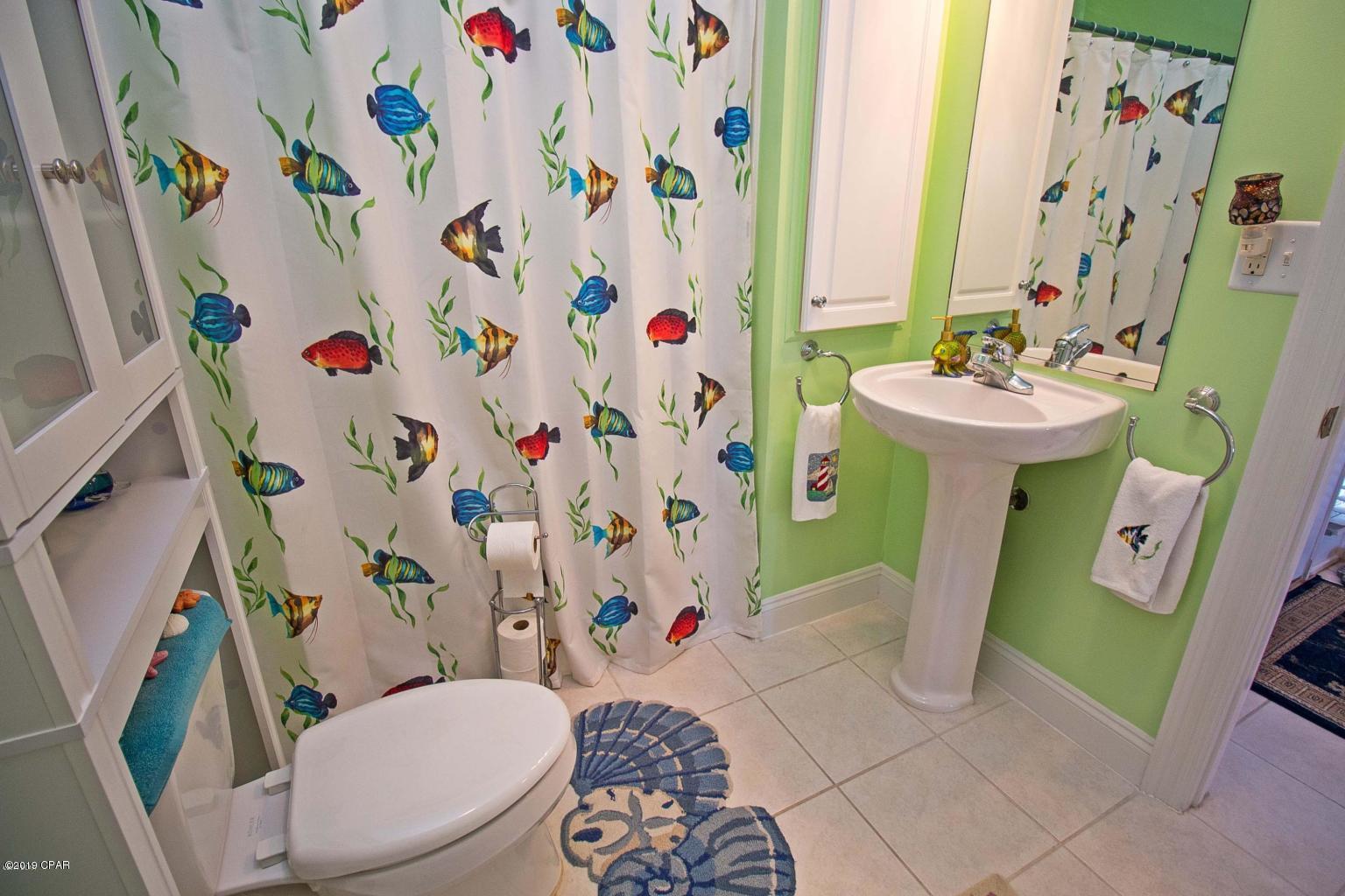 Marina Bay Condo - Residential