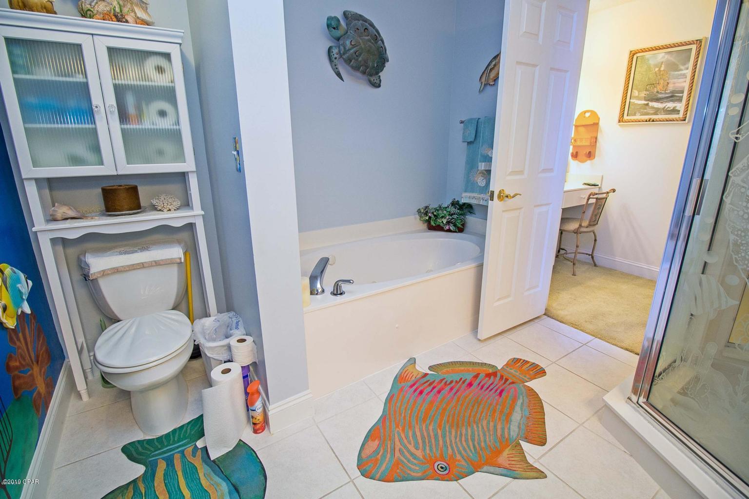 Marina Bay Condo - Residential