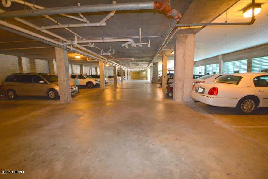 Marina Bay Condo - Residential