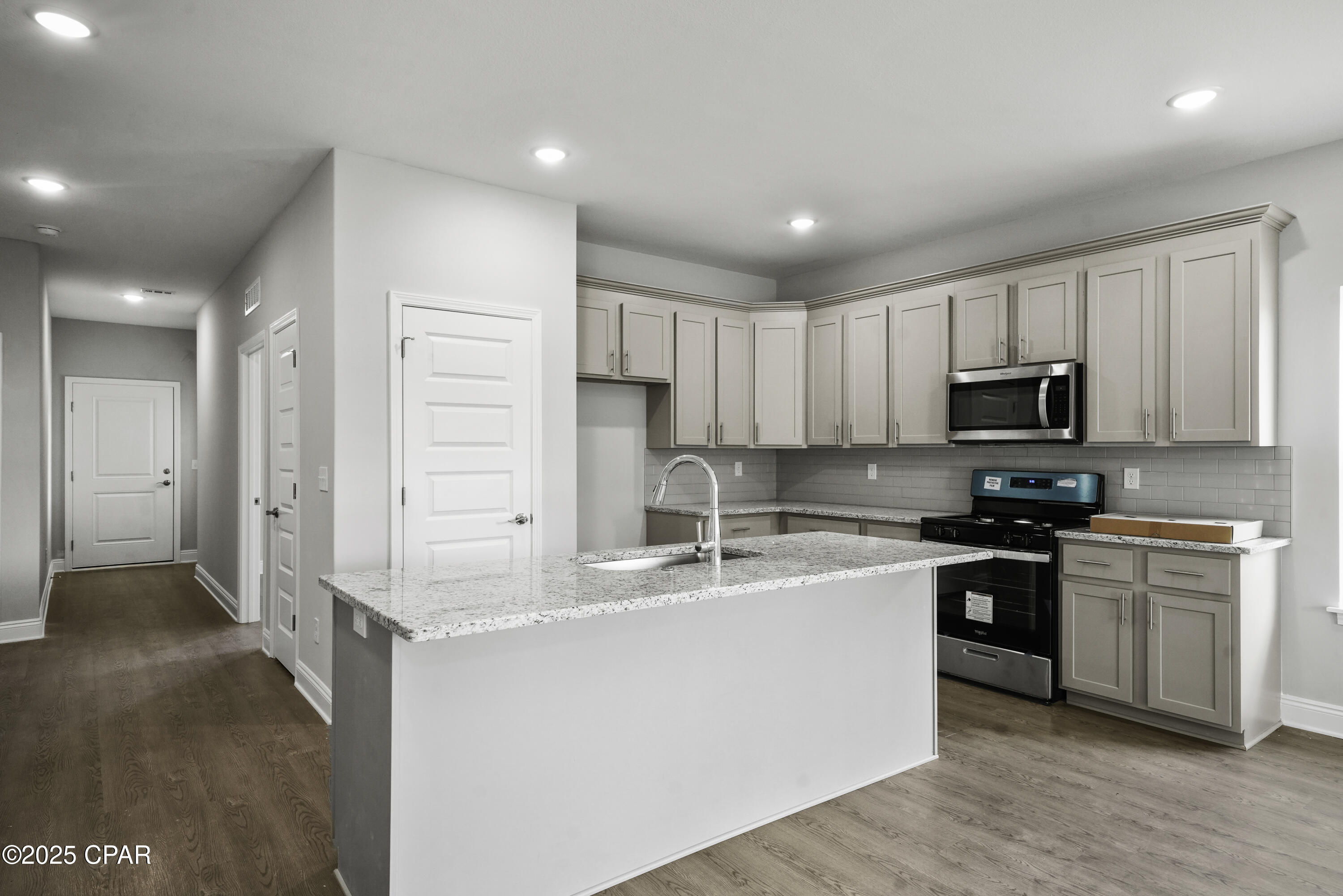 [No Recorded Subdiv] - Residential