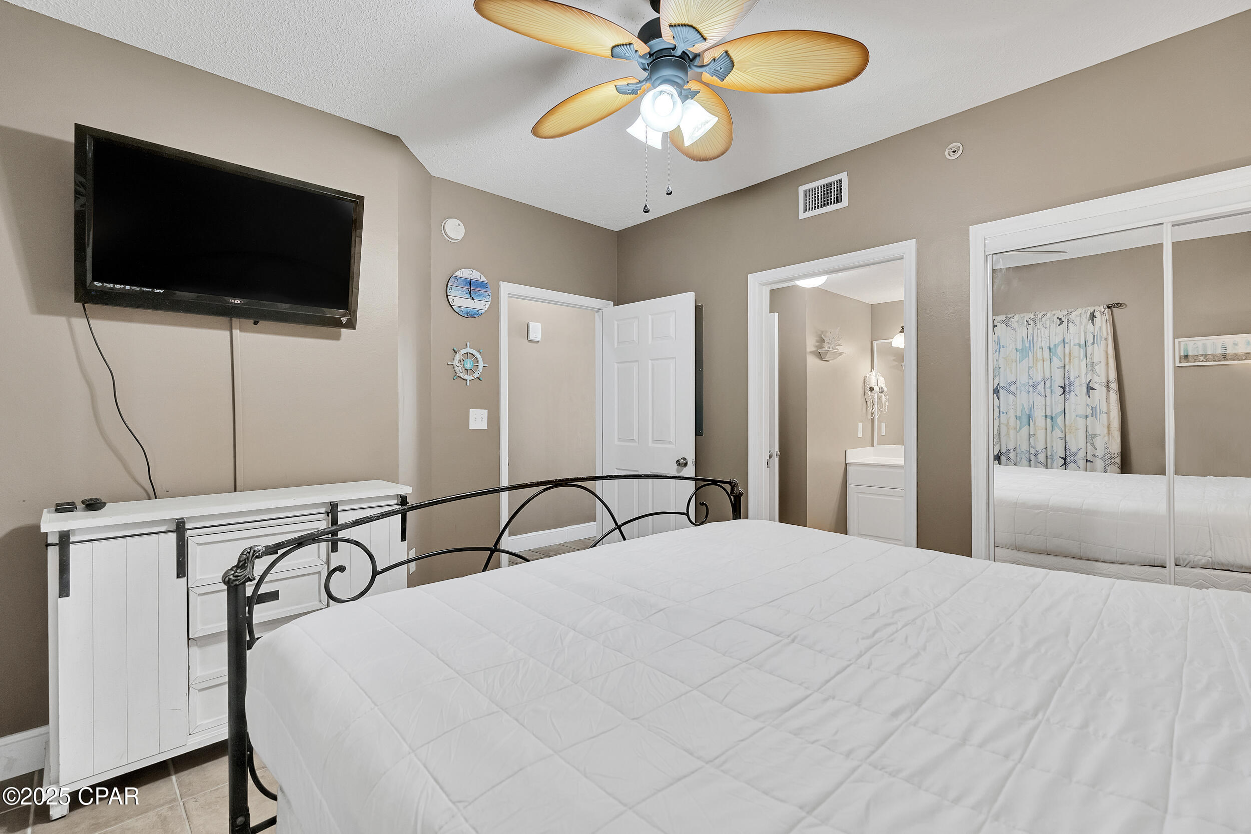 Majestic Beach Tower I - Residential