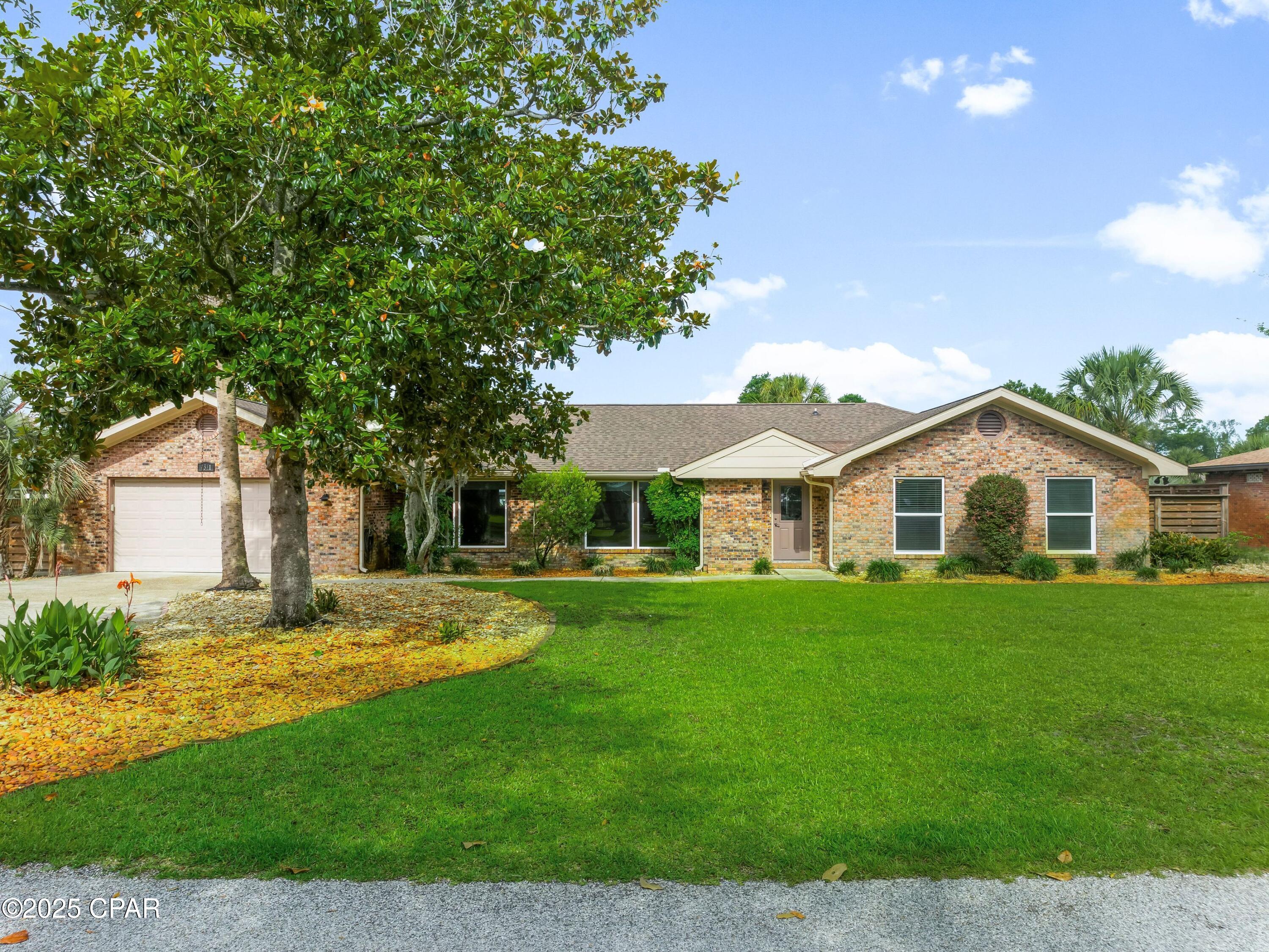 Baywood Shores Estates - Residential