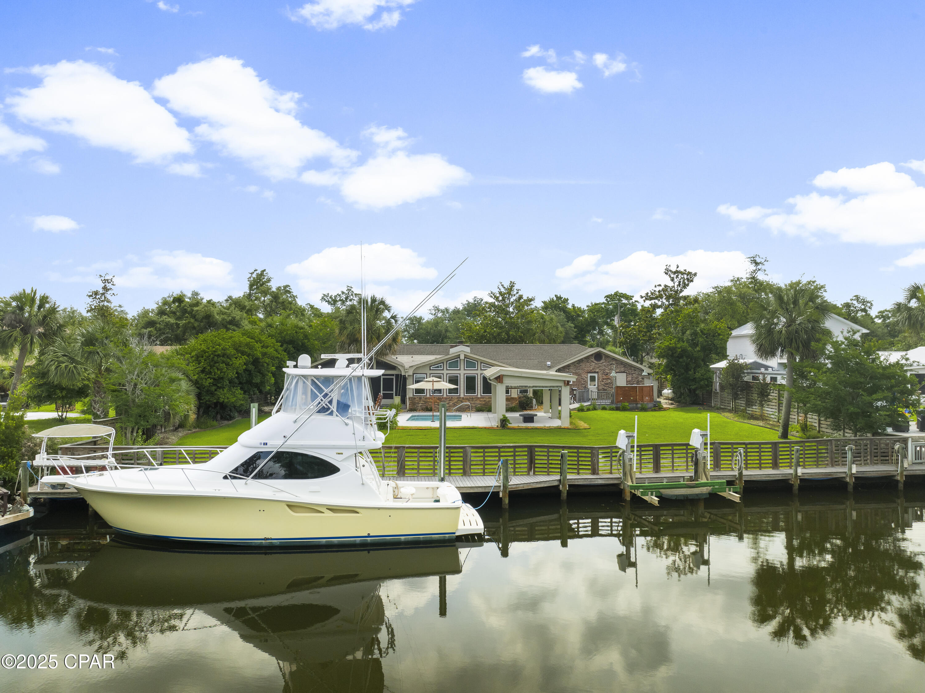 Baywood Shores Estates - Residential