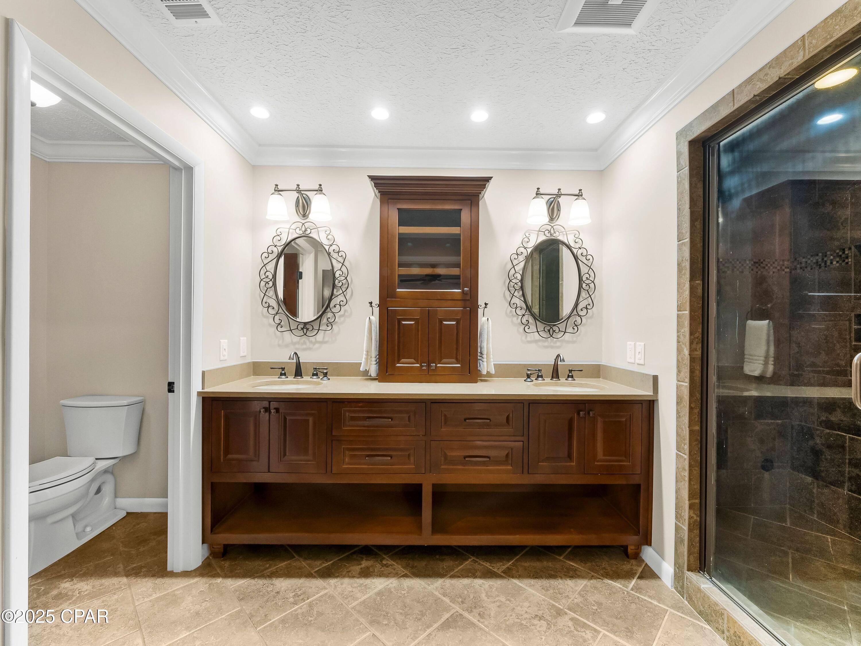 Baywood Shores Estates - Residential