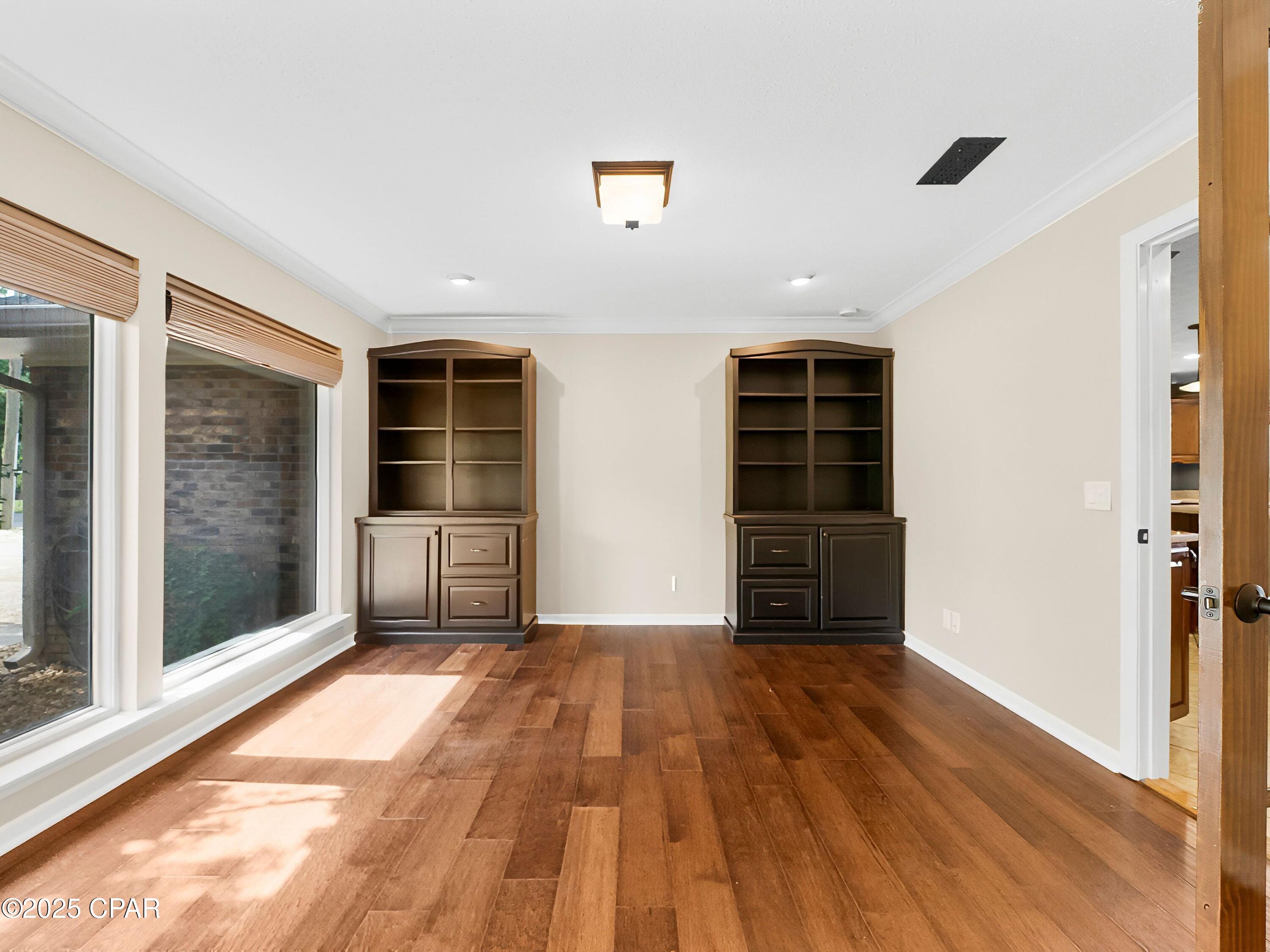 Baywood Shores Estates - Residential