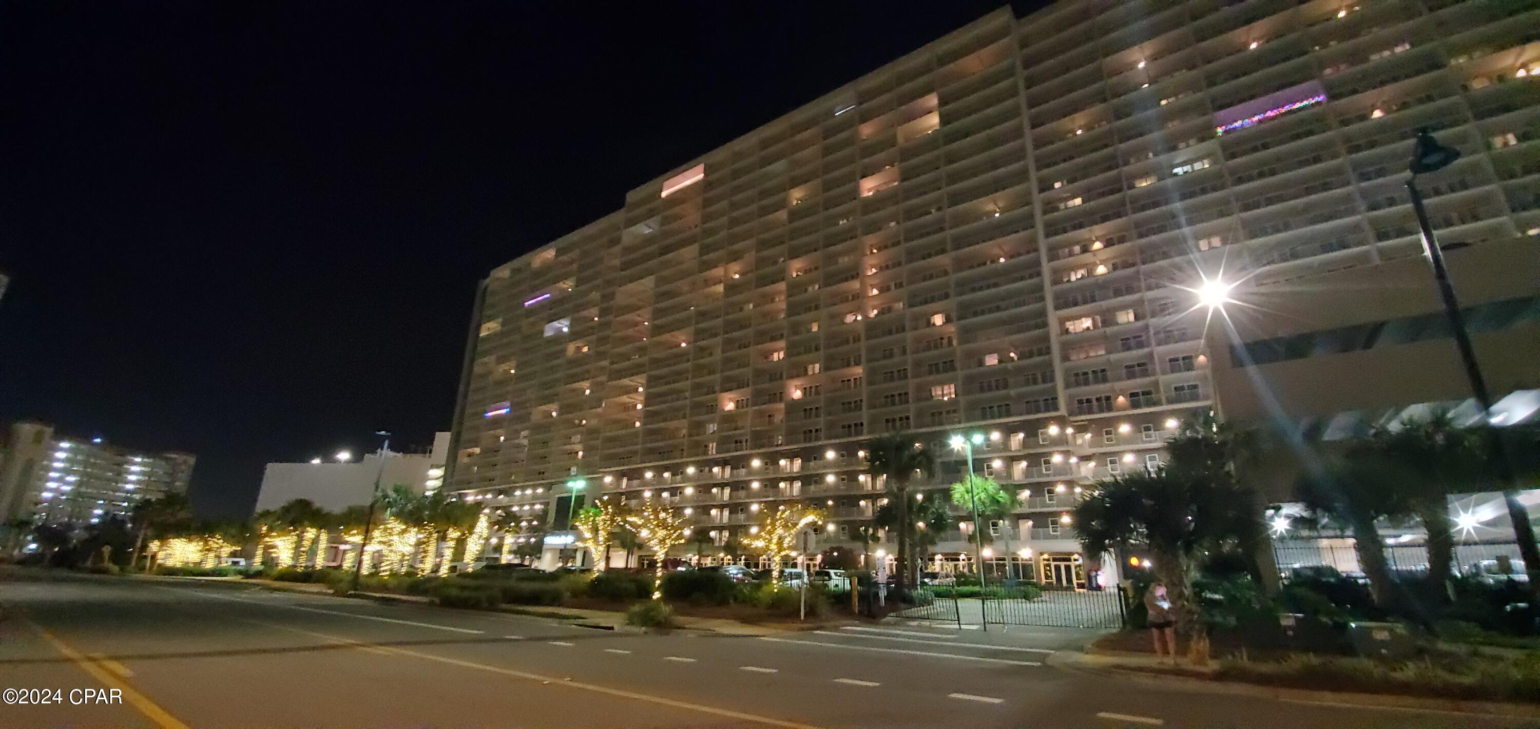 Laketown Wharf - Residential