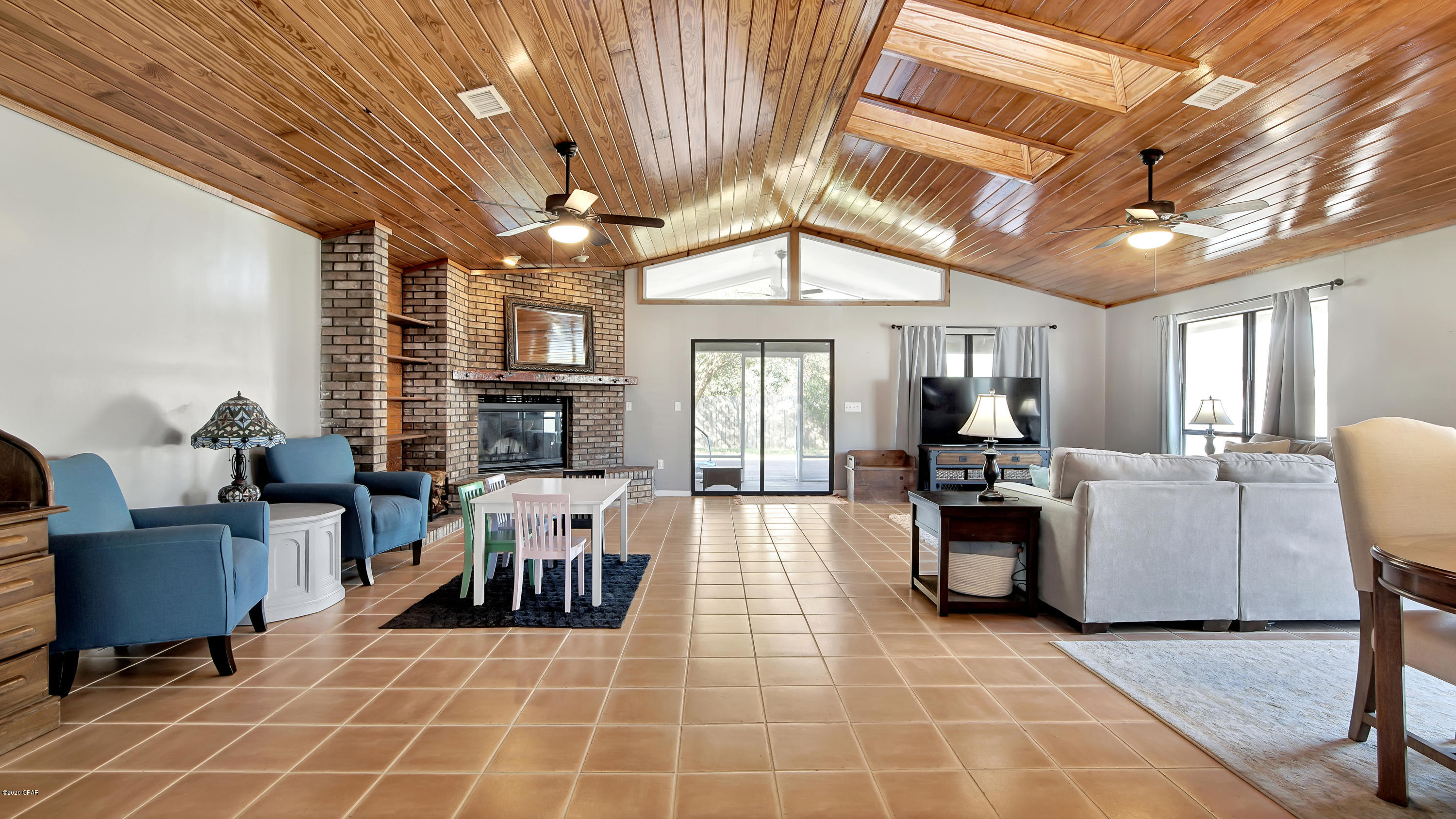 Colony Club Hrbr Ph 2 - Residential