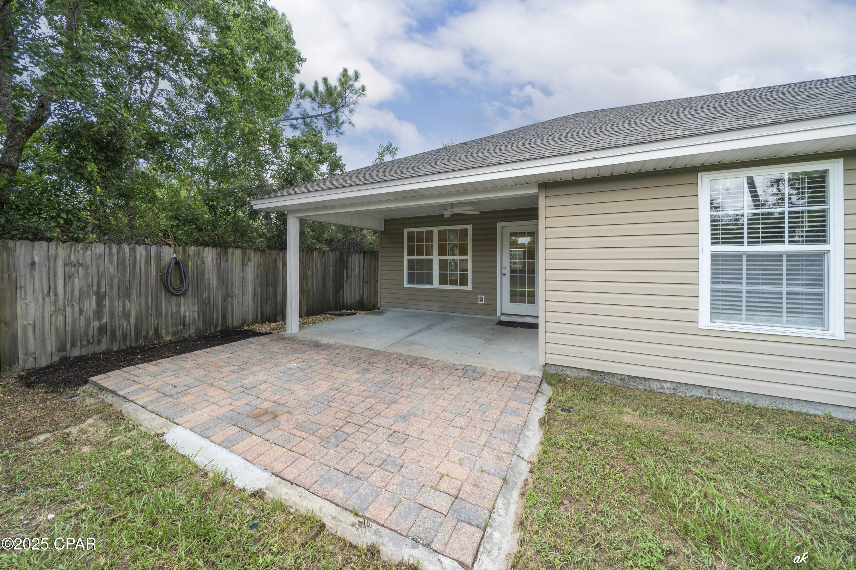 [No Recorded Subdiv] - Residential Lease