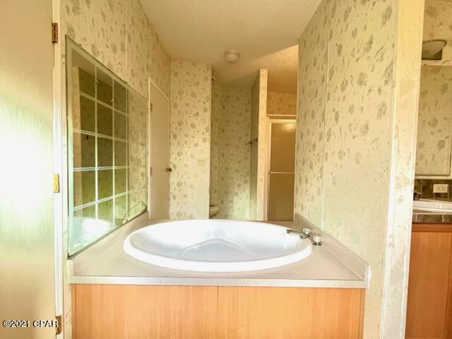 Moon Court - Residential