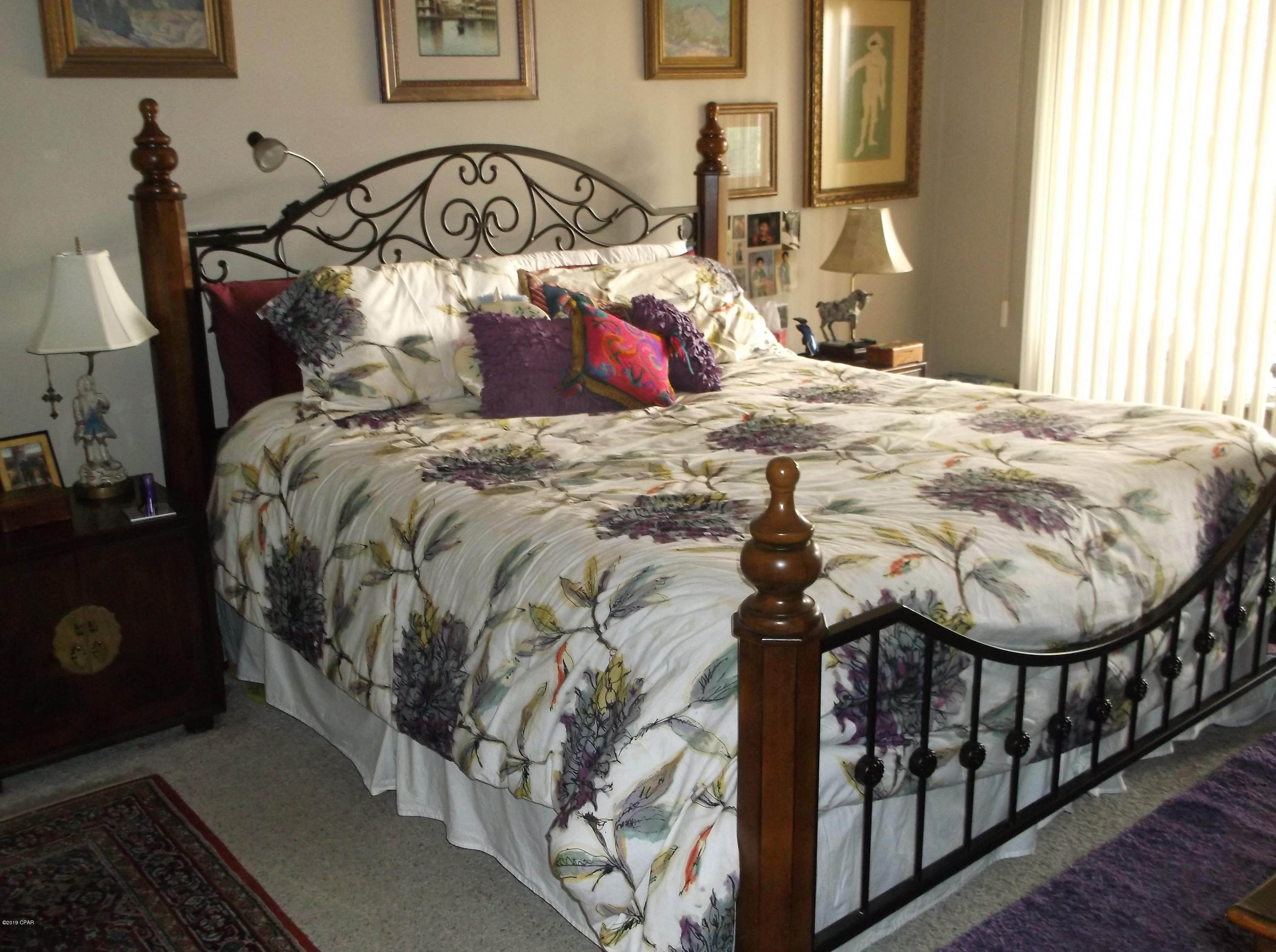 Hombre Golf Village - Residential