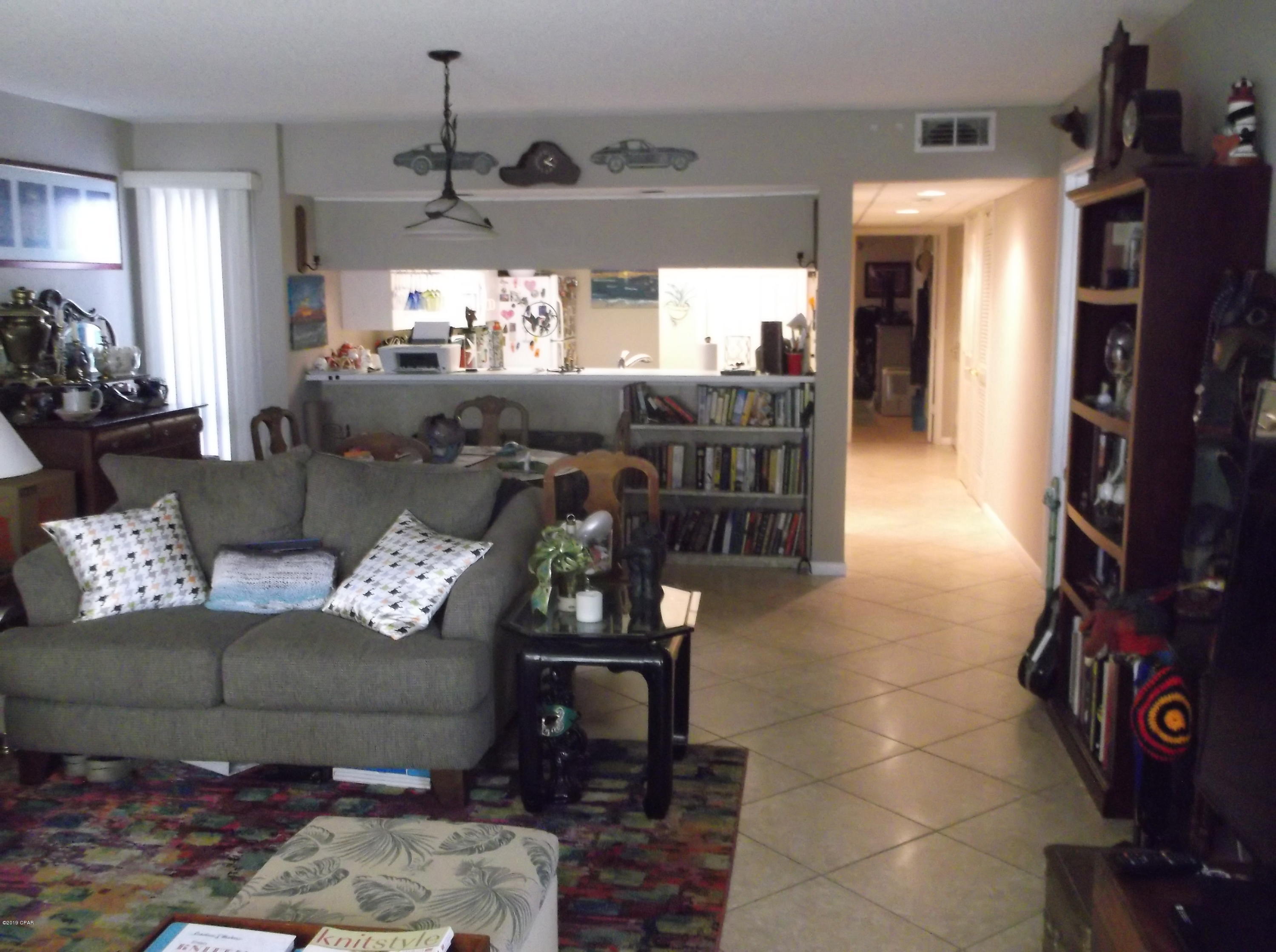 Hombre Golf Village - Residential