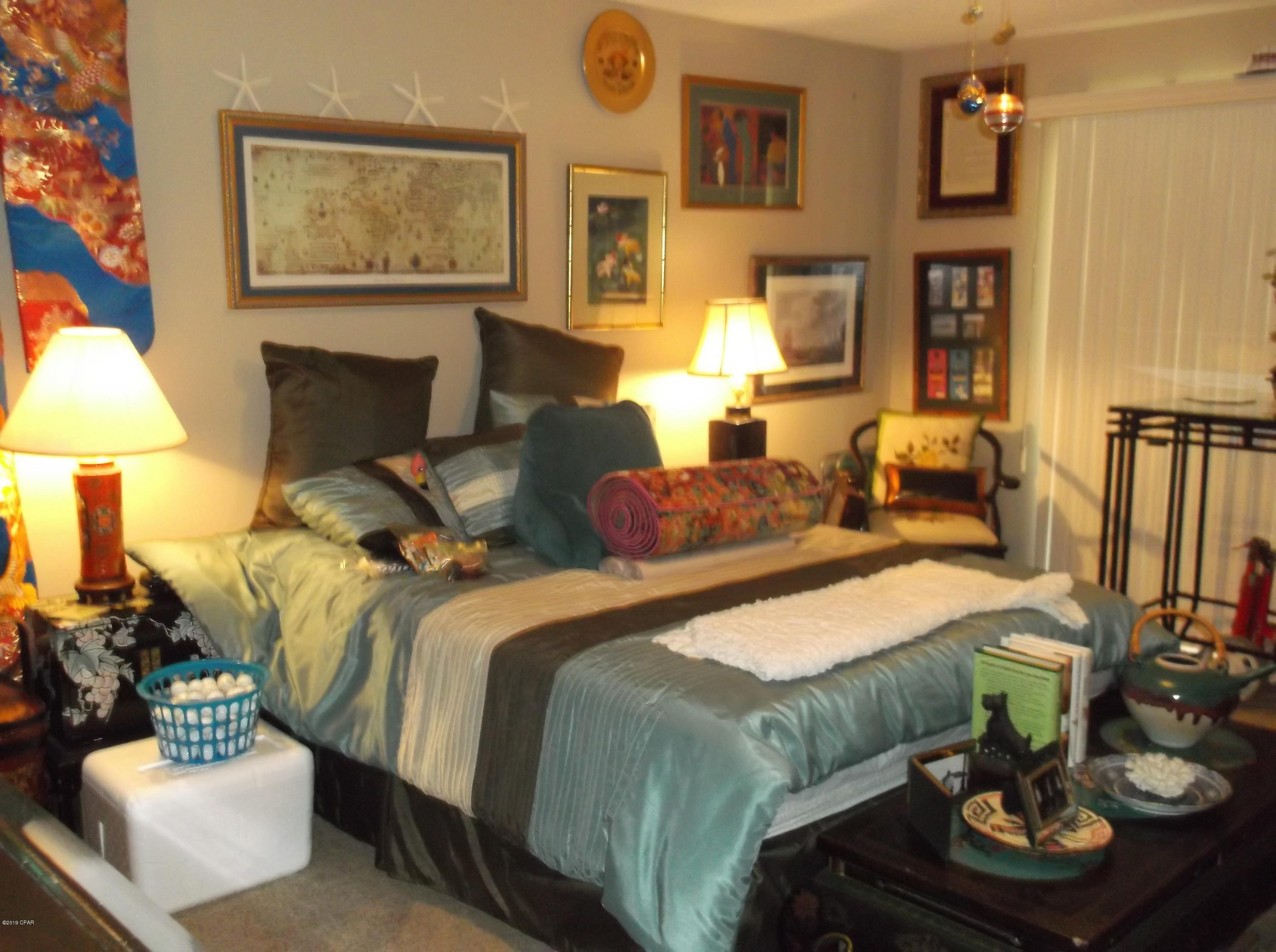 Hombre Golf Village - Residential