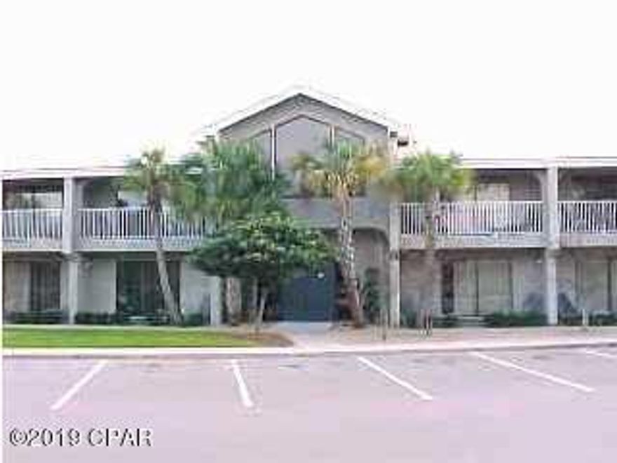 Fabulous condo located inside the Glades subdivision.  Just minutes from shopping and the beach. Very quiet neighborhood surrounded by beautiful upscale homes. Both bedrooms are oversized to accommodate king size bedroom sets. Great patio view. Low condo fees.. Wonderful schools nearby. A great place to settle down and enjoy life. Unit is on the end of the building  on the first floor for easy access. Available for occupancy April 1st