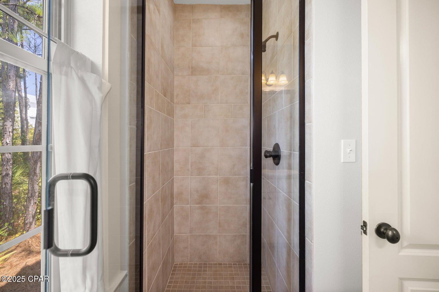 Treetop - Residential