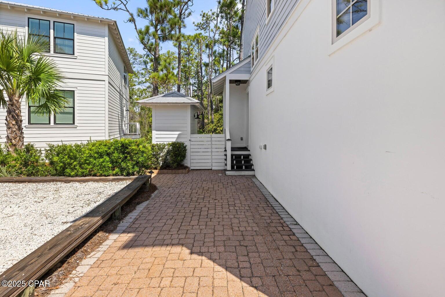 Treetop - Residential