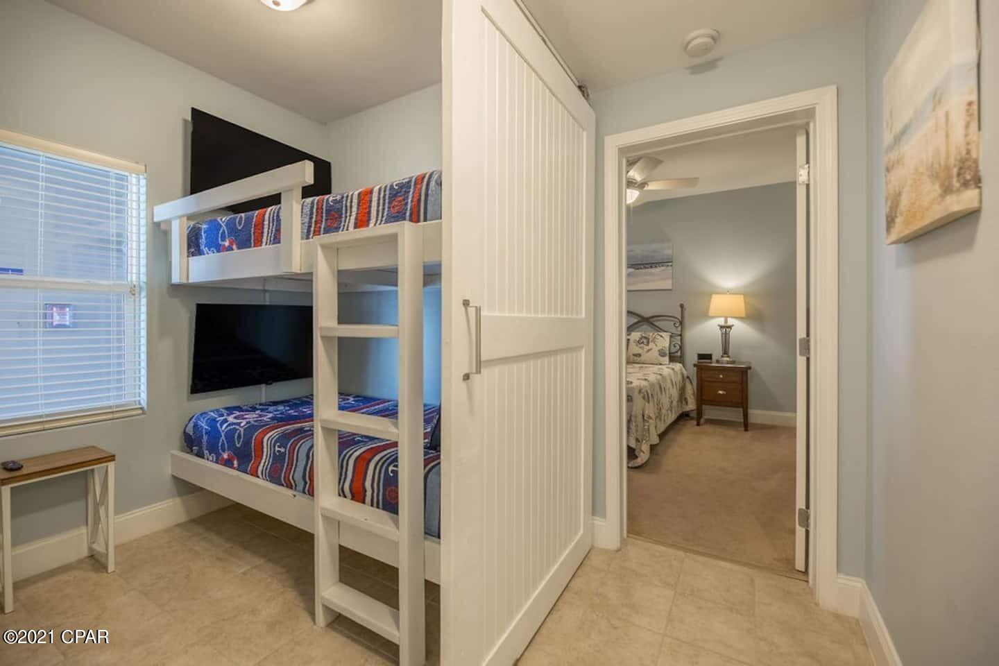 Laketown Wharf - Residential