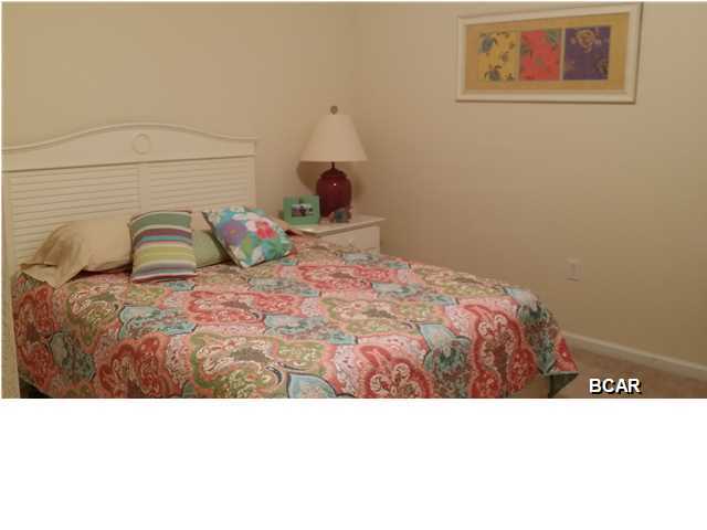 Hibiscus By The Bay - Residential