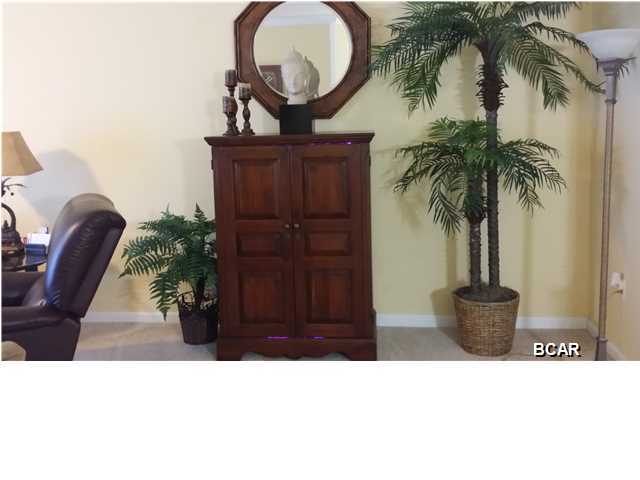 Hibiscus By The Bay - Residential