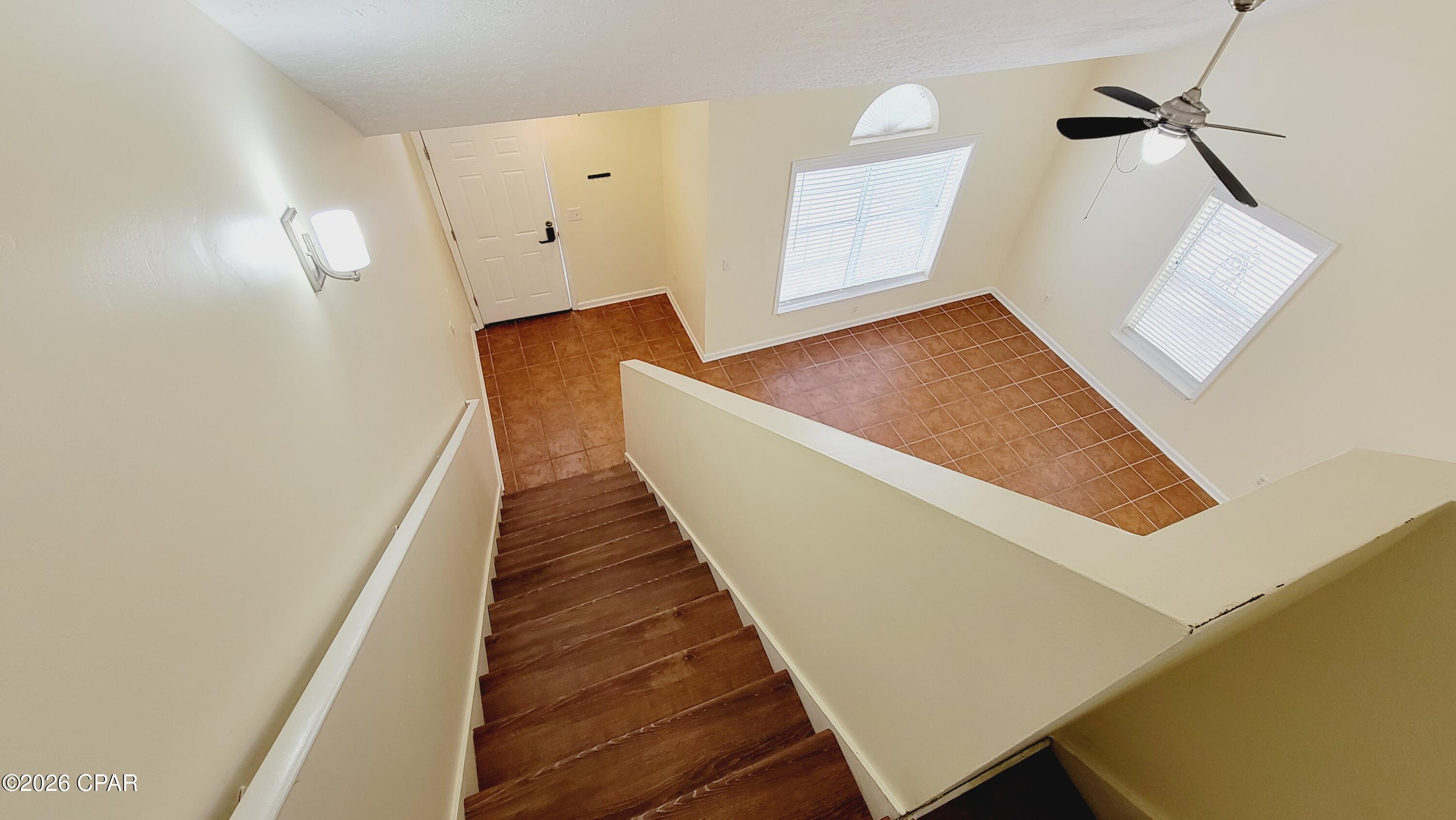 Palm Cove Phase III - Residential Lease