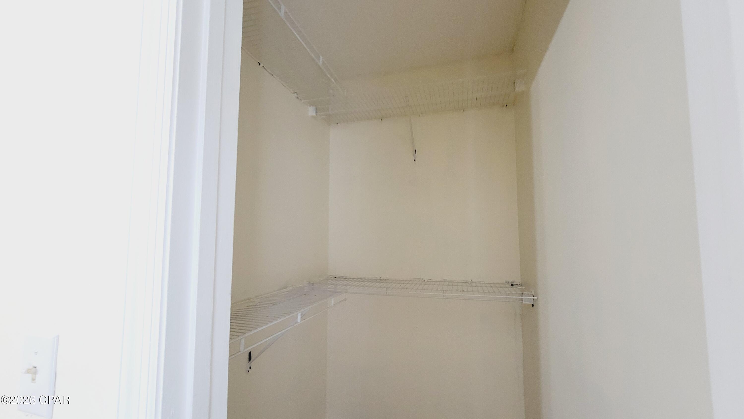 Palm Cove Phase III - Residential Lease