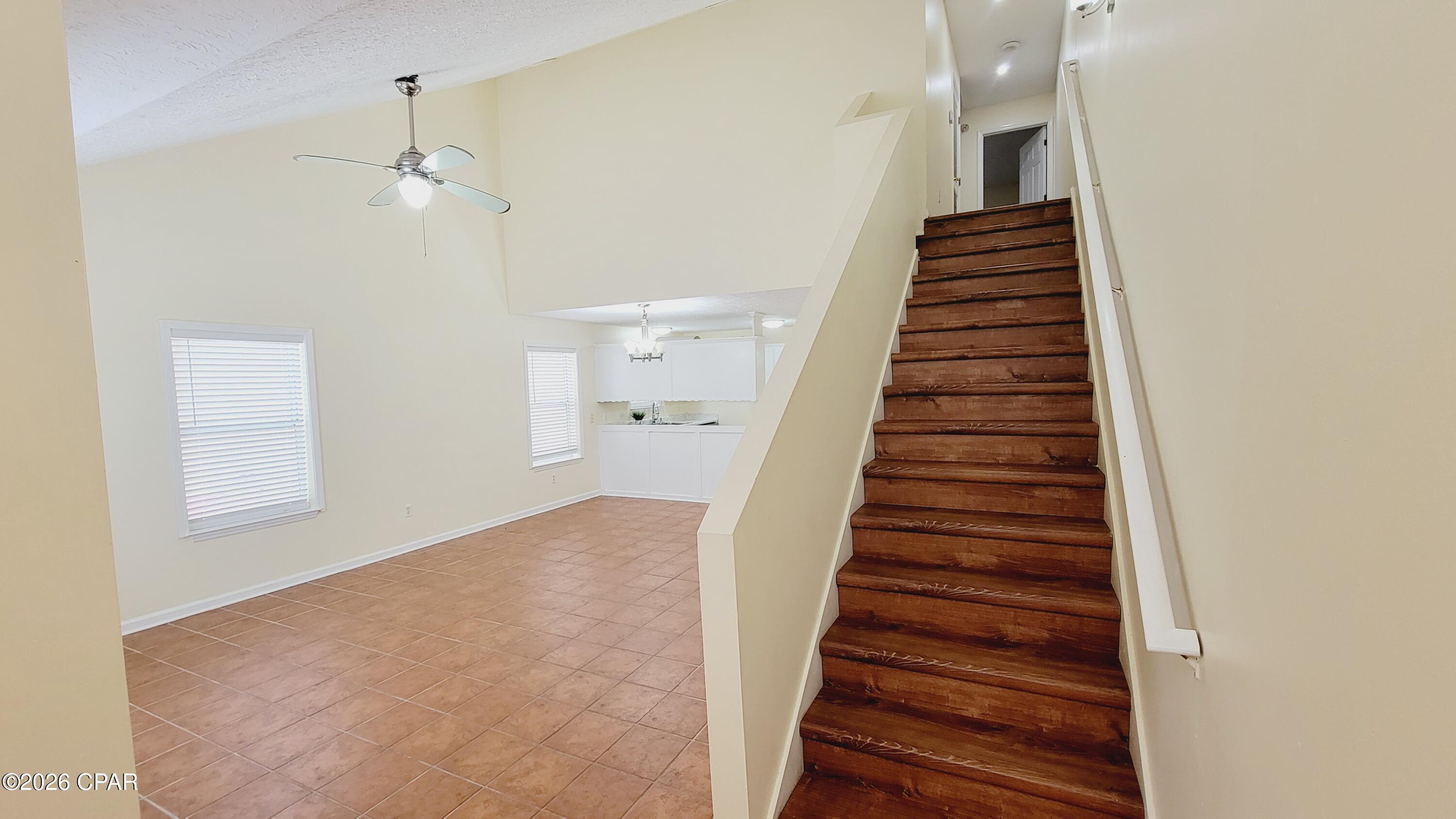 Palm Cove Phase III - Residential Lease