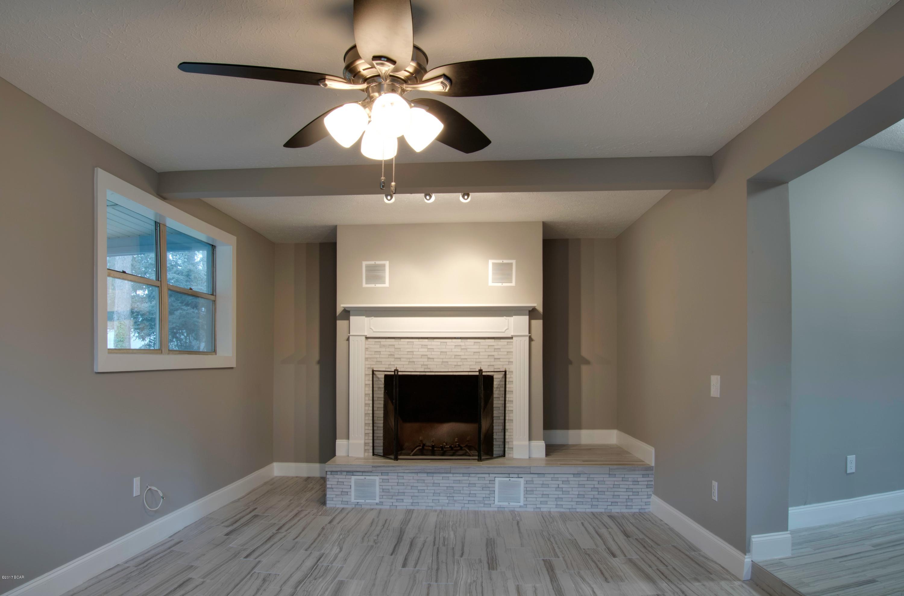 Hentz 1st Add Unit A - Residential