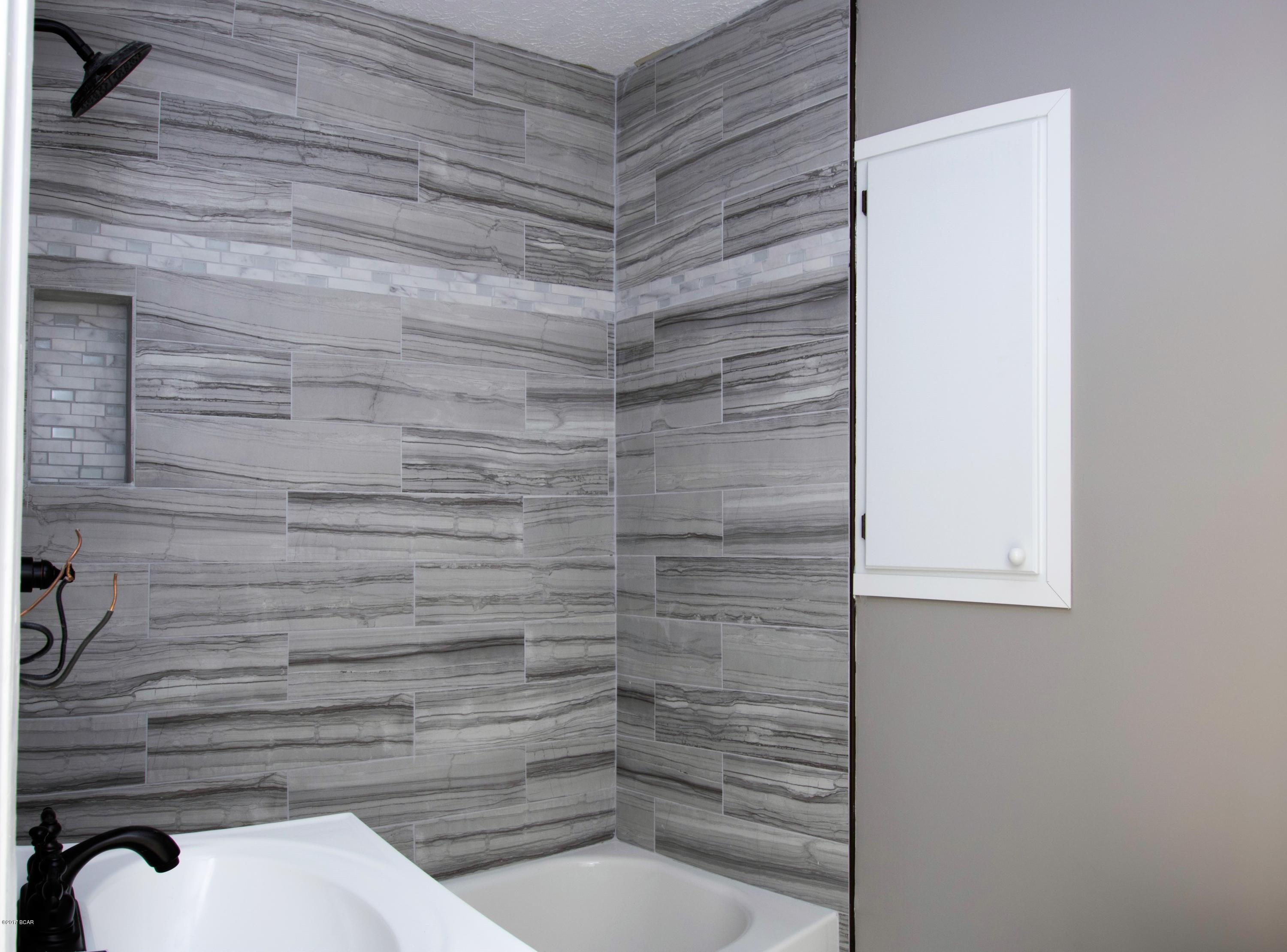 Hentz 1st Add Unit A - Residential