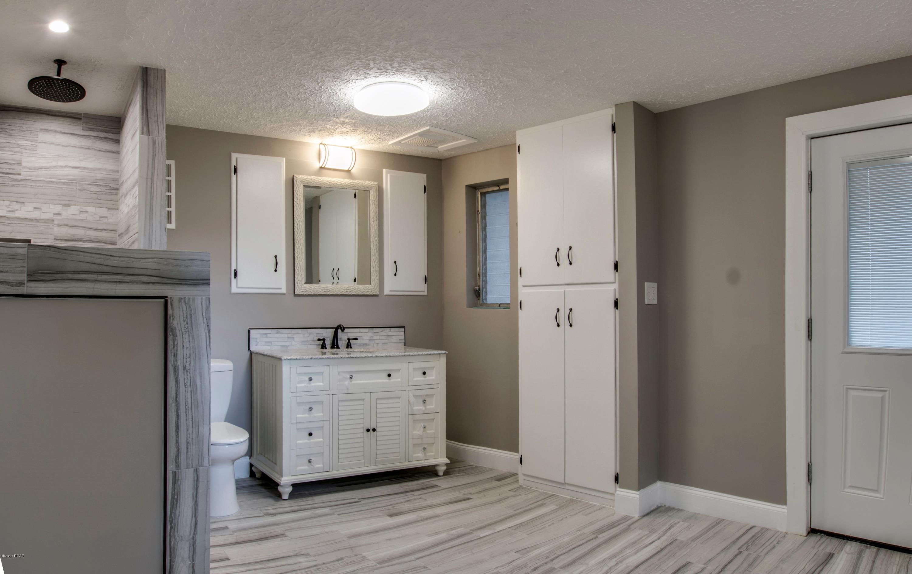 Hentz 1st Add Unit A - Residential