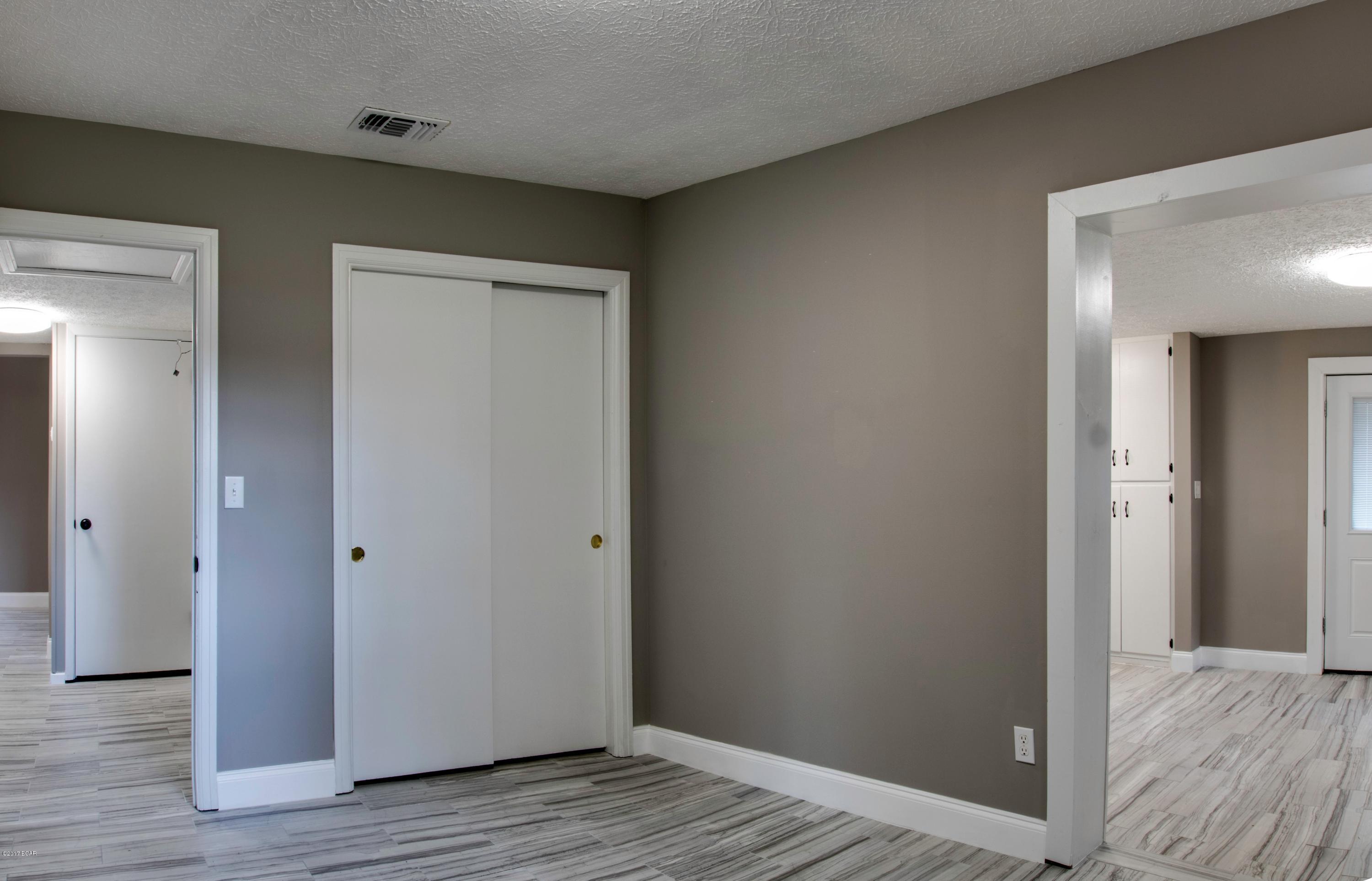 Hentz 1st Add Unit A - Residential