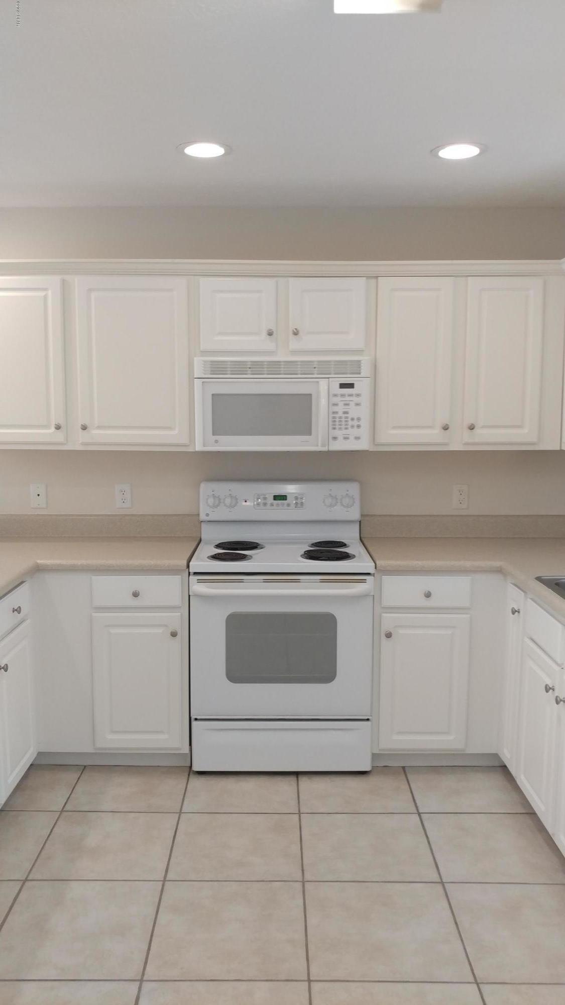 Gates At Sterling Cove - Residential