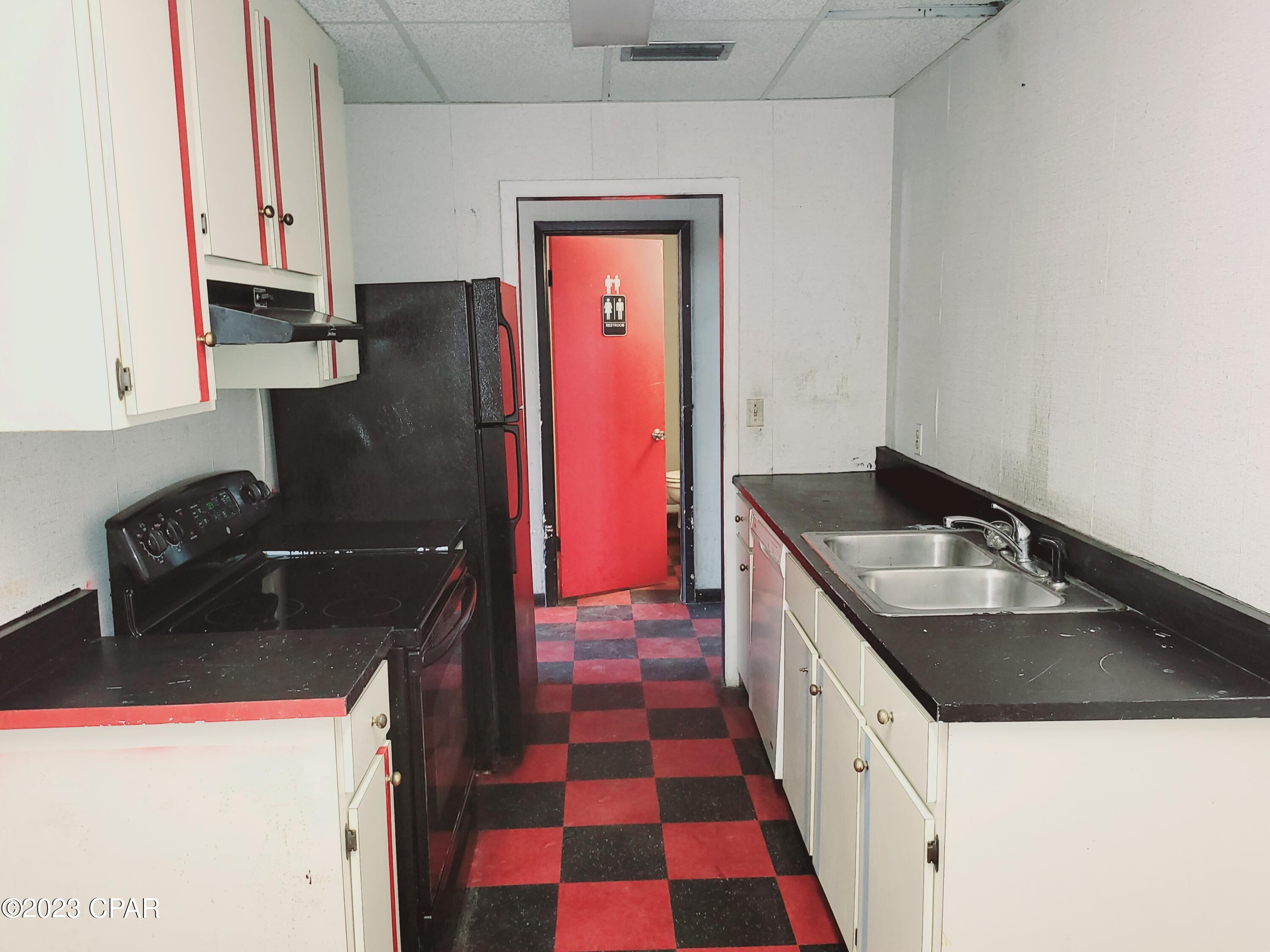 Bel Air - Commercial Sale