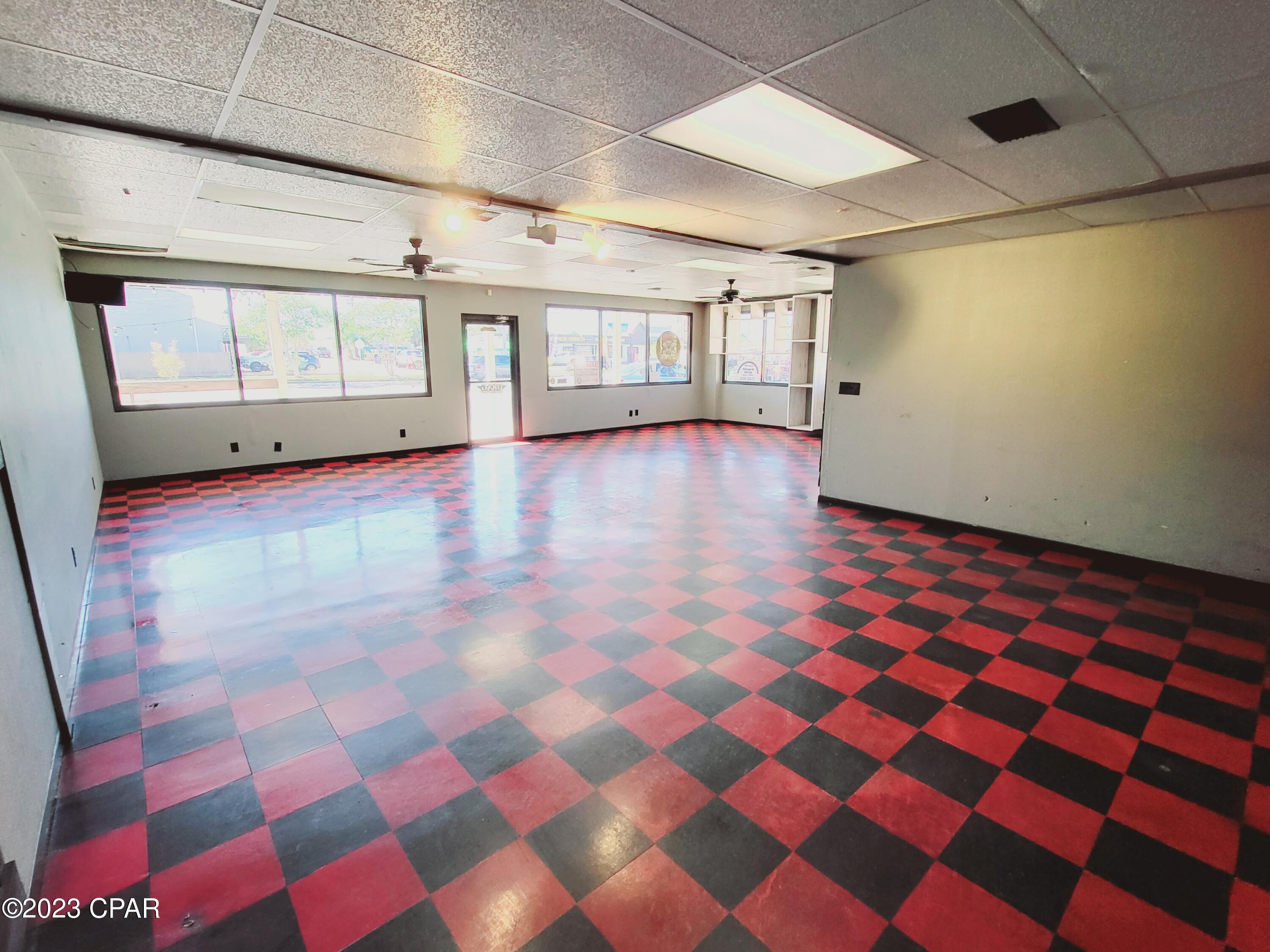 Bel Air - Commercial Sale