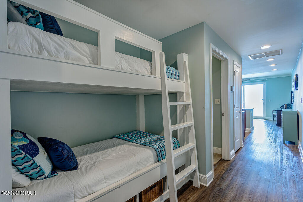 Sterling Breeze - Residential
