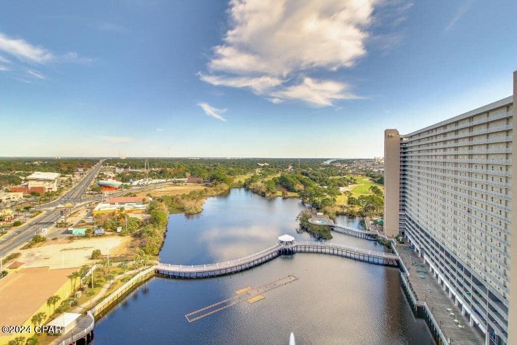 Laketown Wharf - Residential