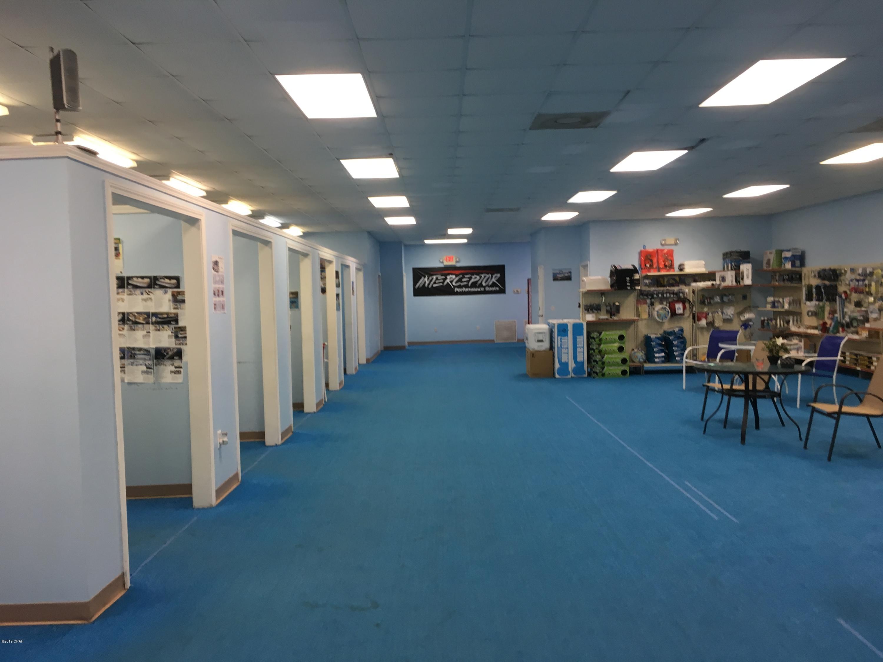 [No Recorded Subdiv] - Commercial Lease