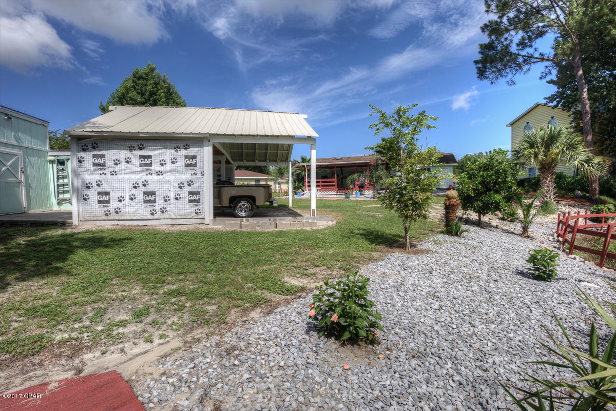 Towne & Country Lake Estates - Residential