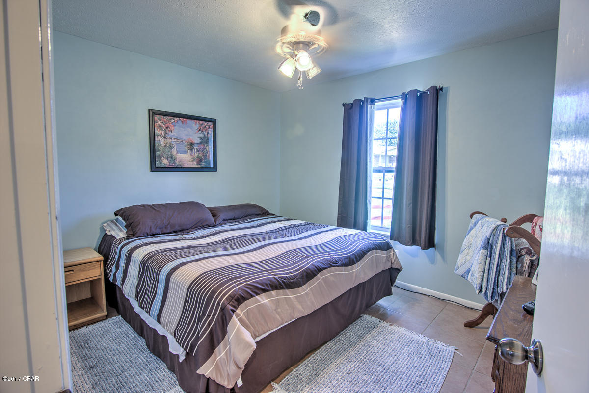 Towne & Country Lake Estates - Residential