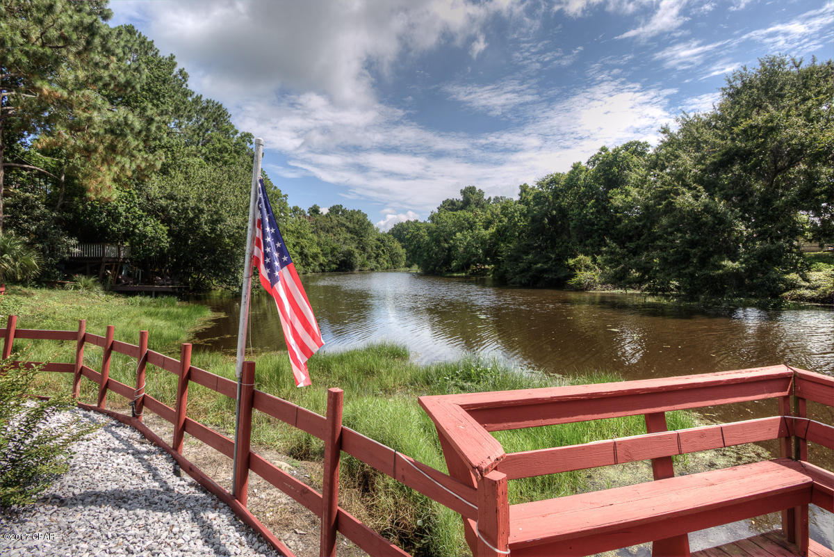 Towne & Country Lake Estates - Residential