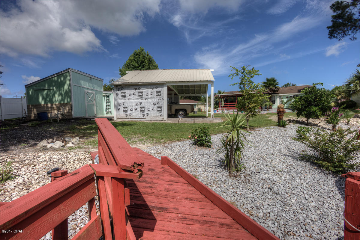 Towne & Country Lake Estates - Residential