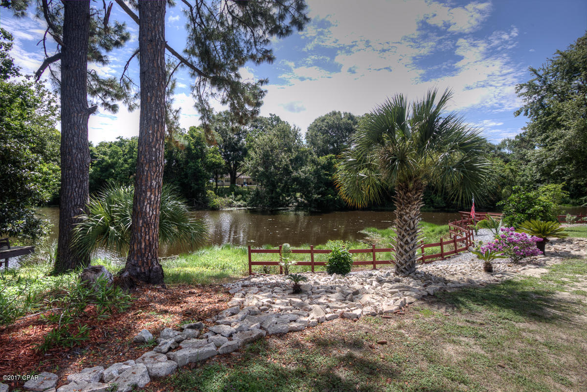 Towne & Country Lake Estates - Residential