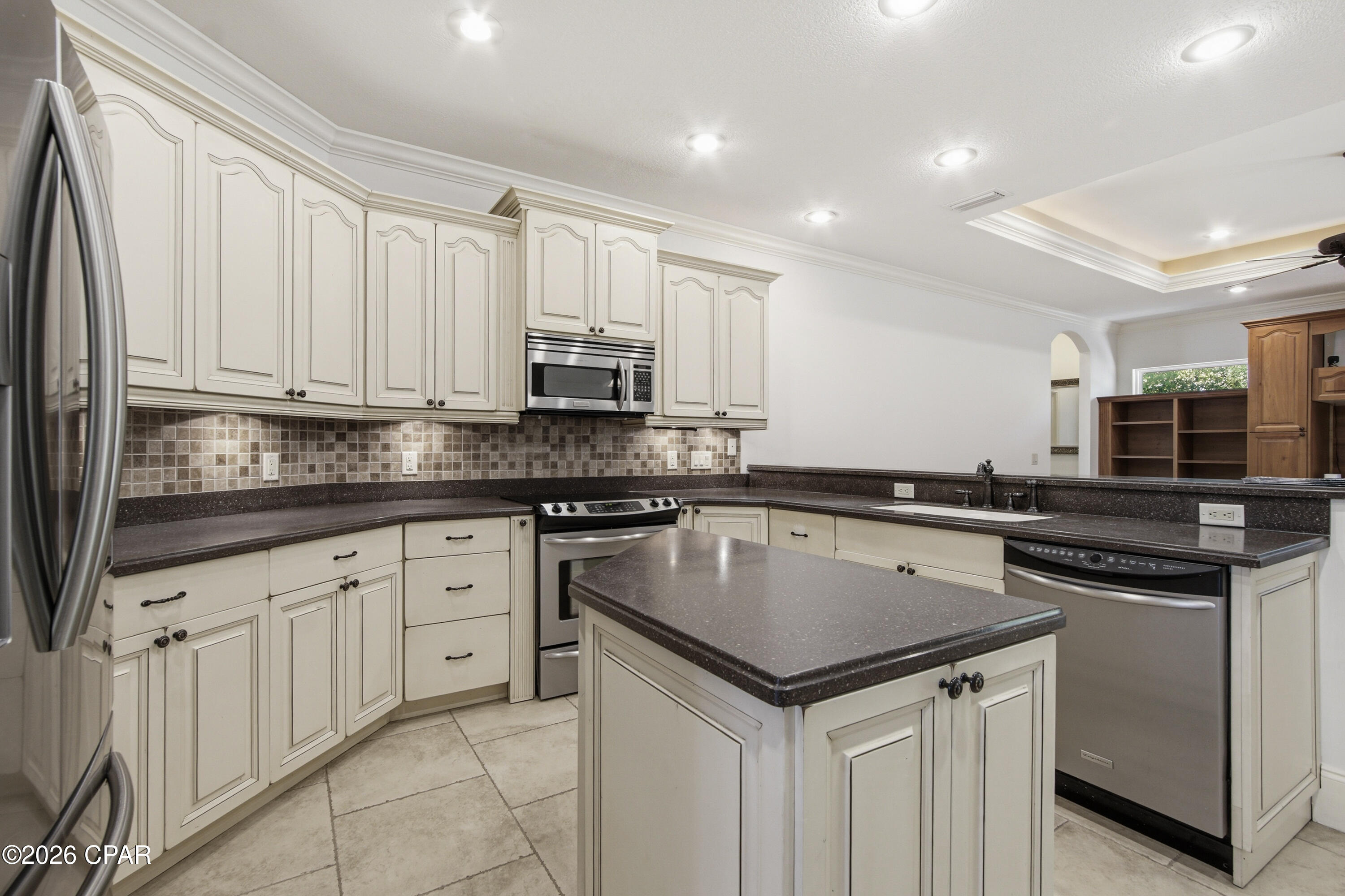 140 Lake Merial Trail